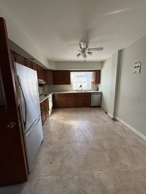 1803 4TH Avenue W