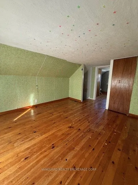 1803 4TH Avenue W
