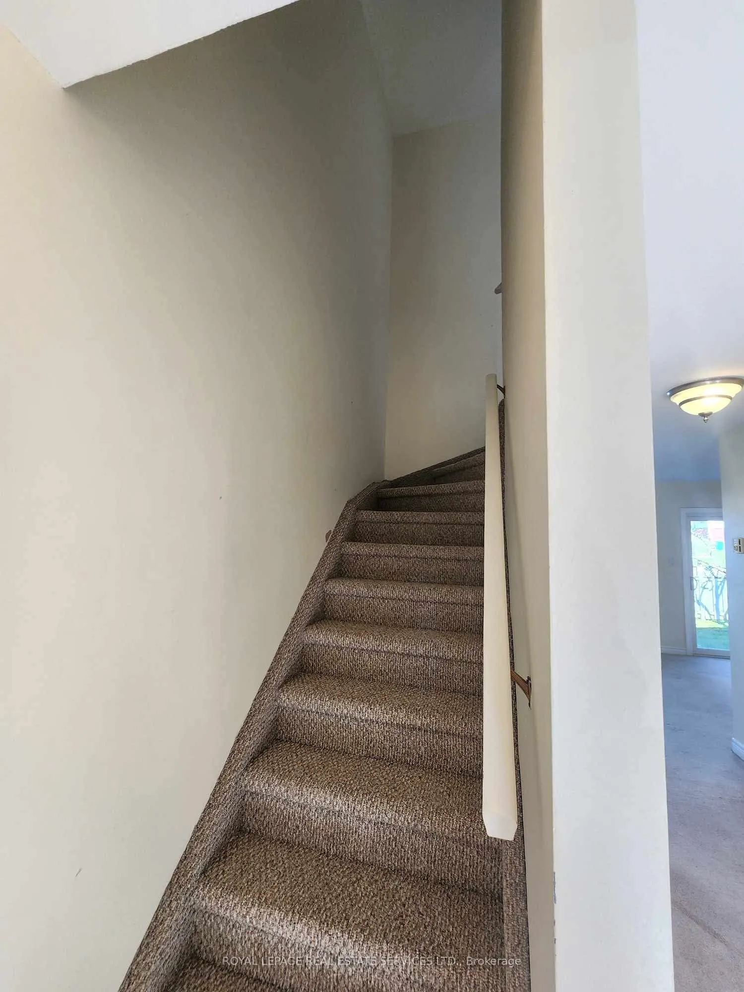 2650 Marsdale Drive, #405