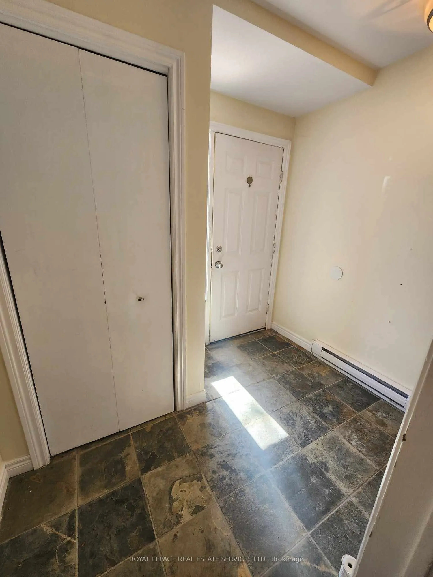 2650 Marsdale Drive, #405