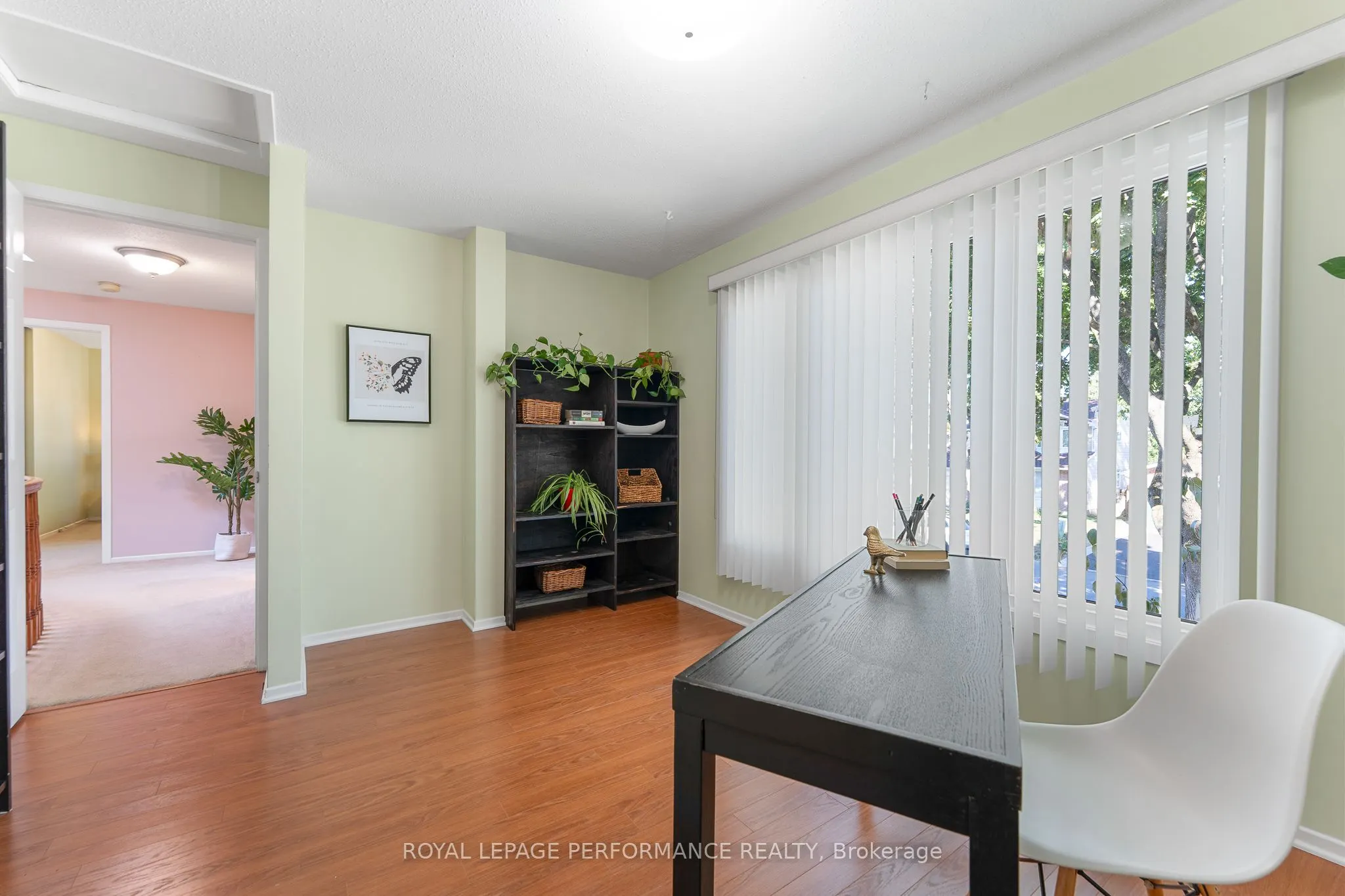 1848 Thistleleaf Crescent