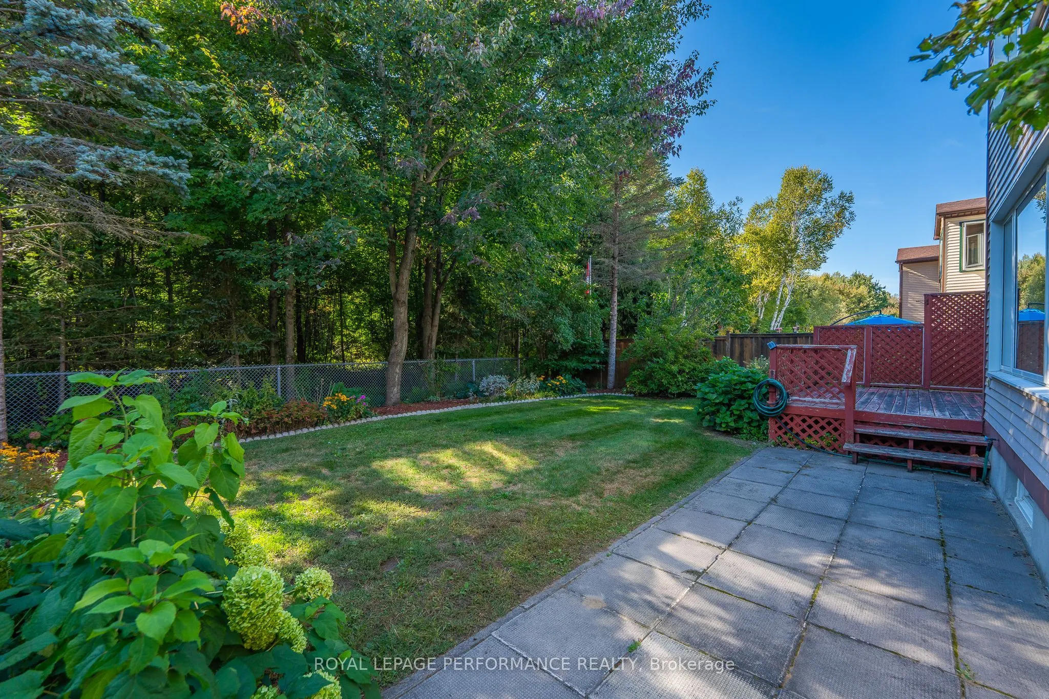 1848 Thistleleaf Crescent