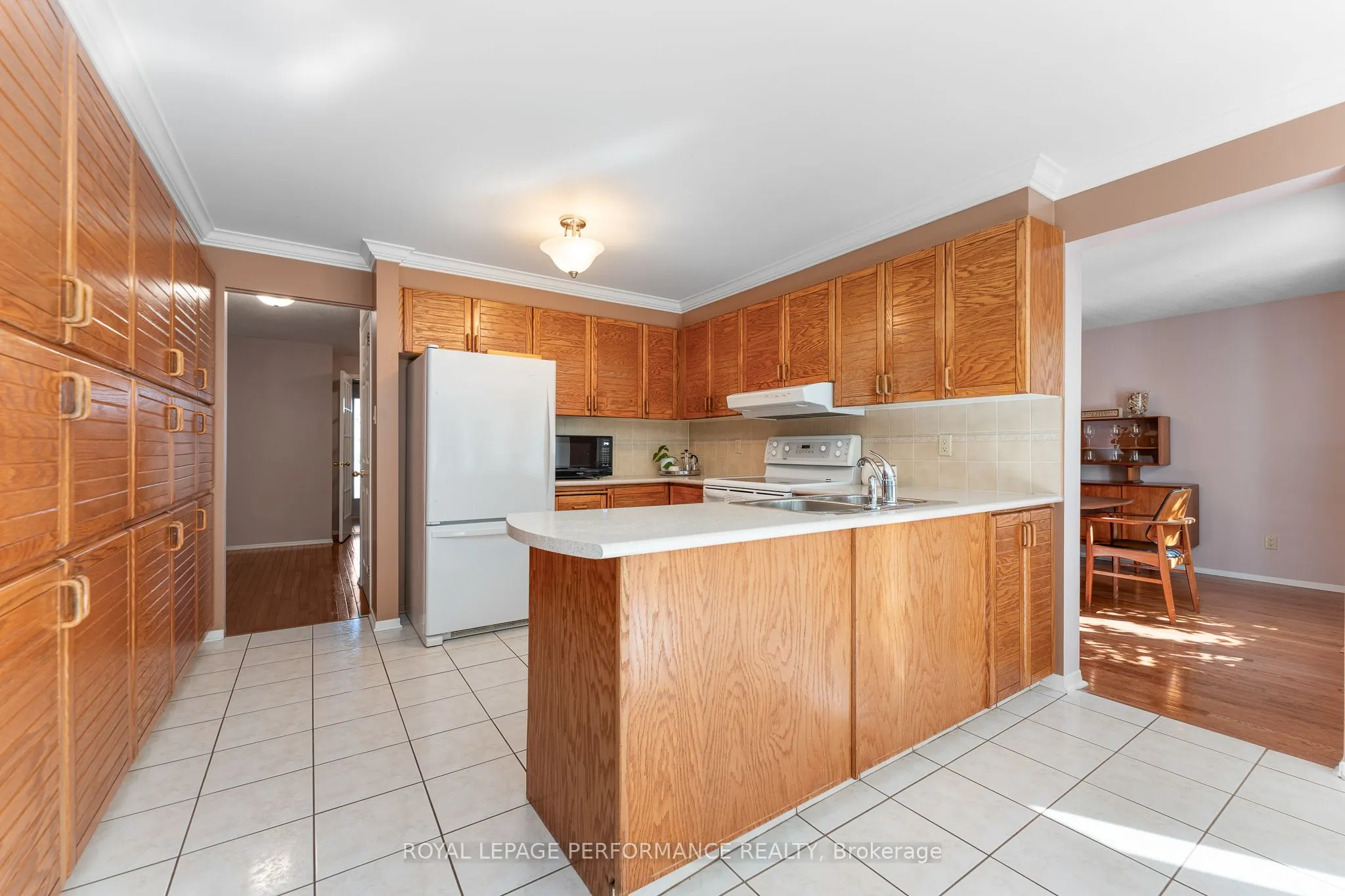 1848 Thistleleaf Crescent