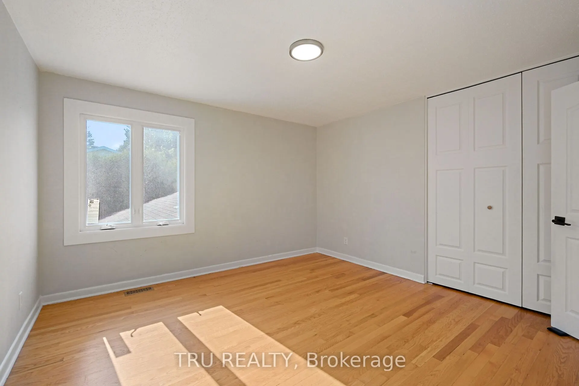 12 Apache Crescent
