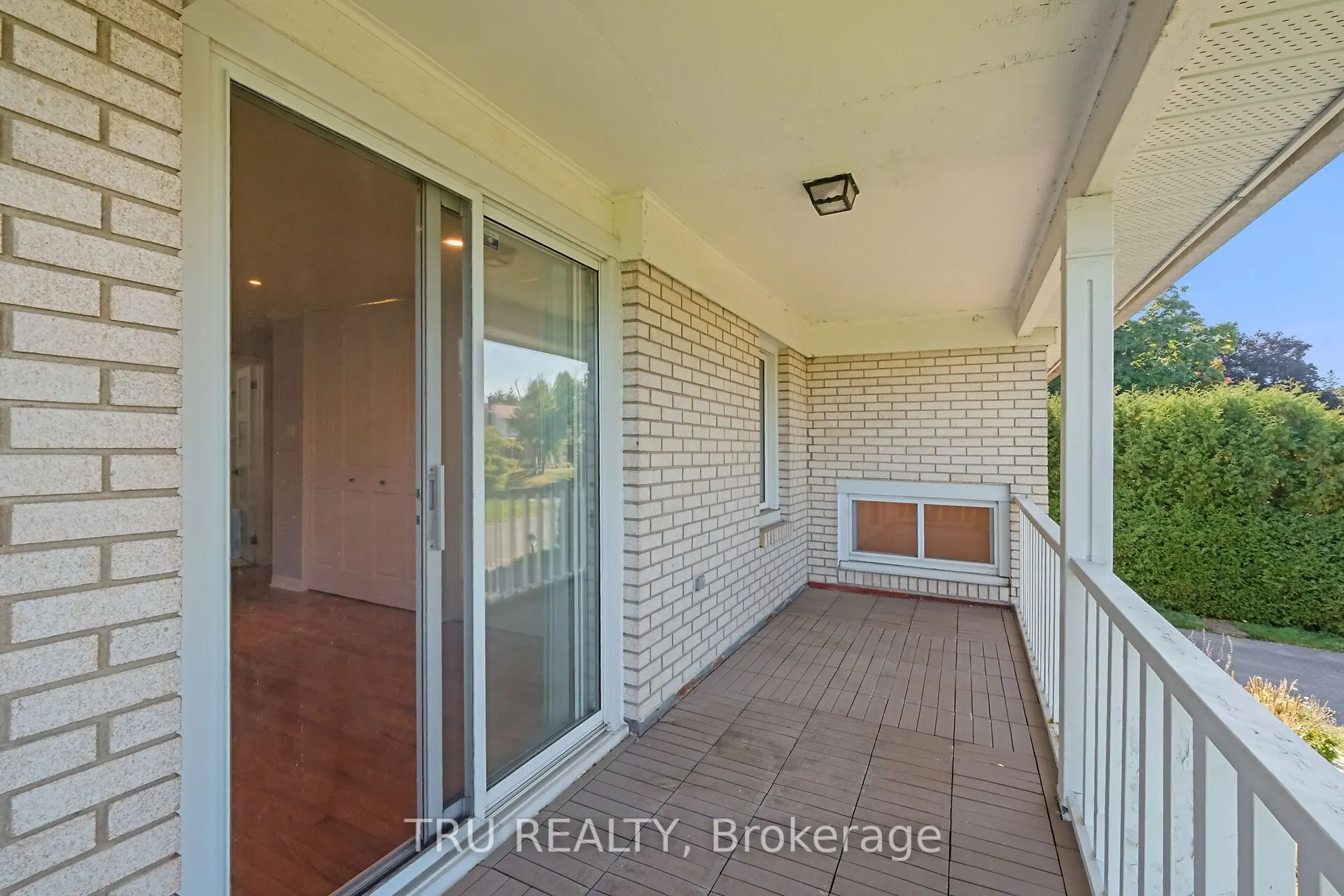12 Apache Crescent