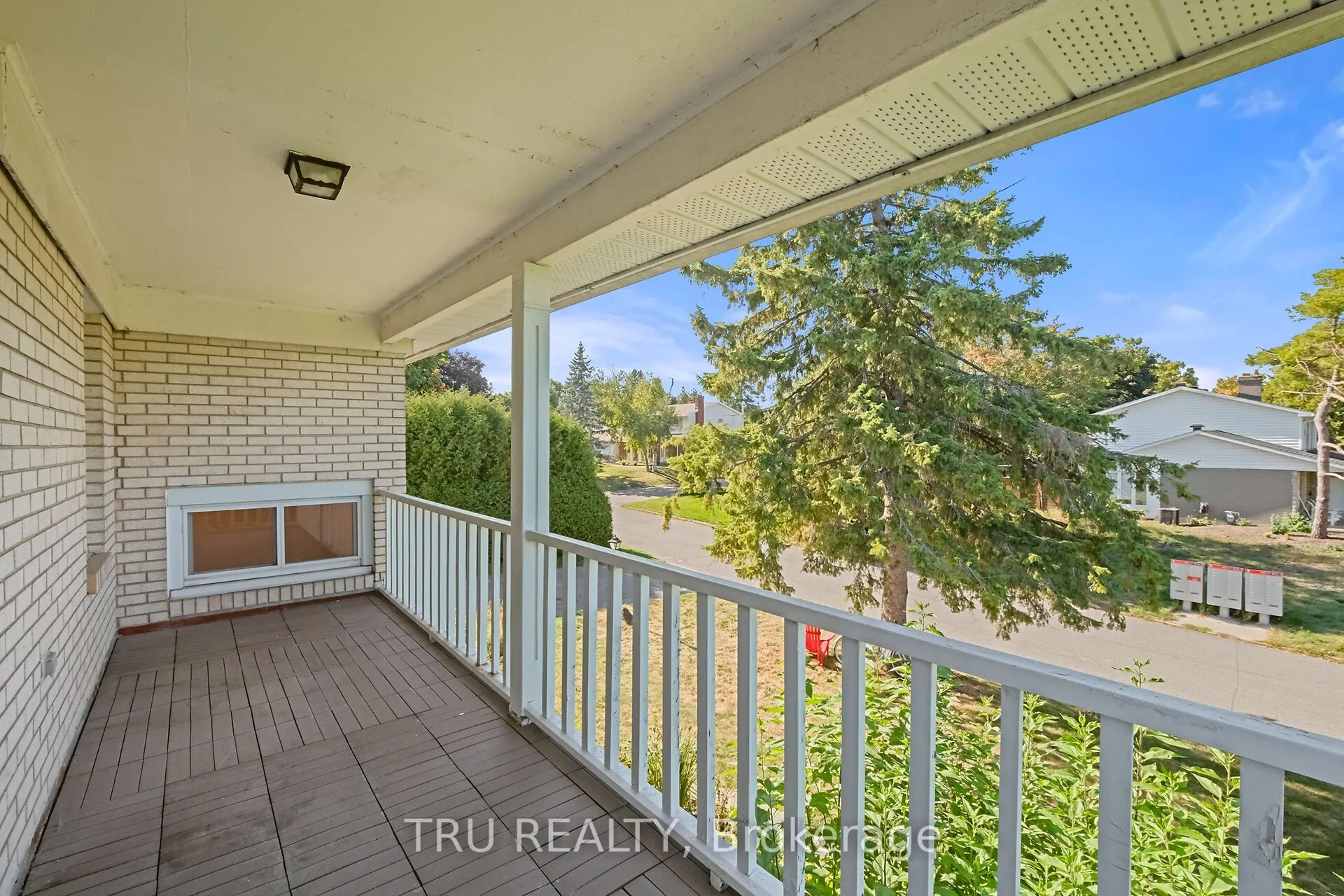 12 Apache Crescent