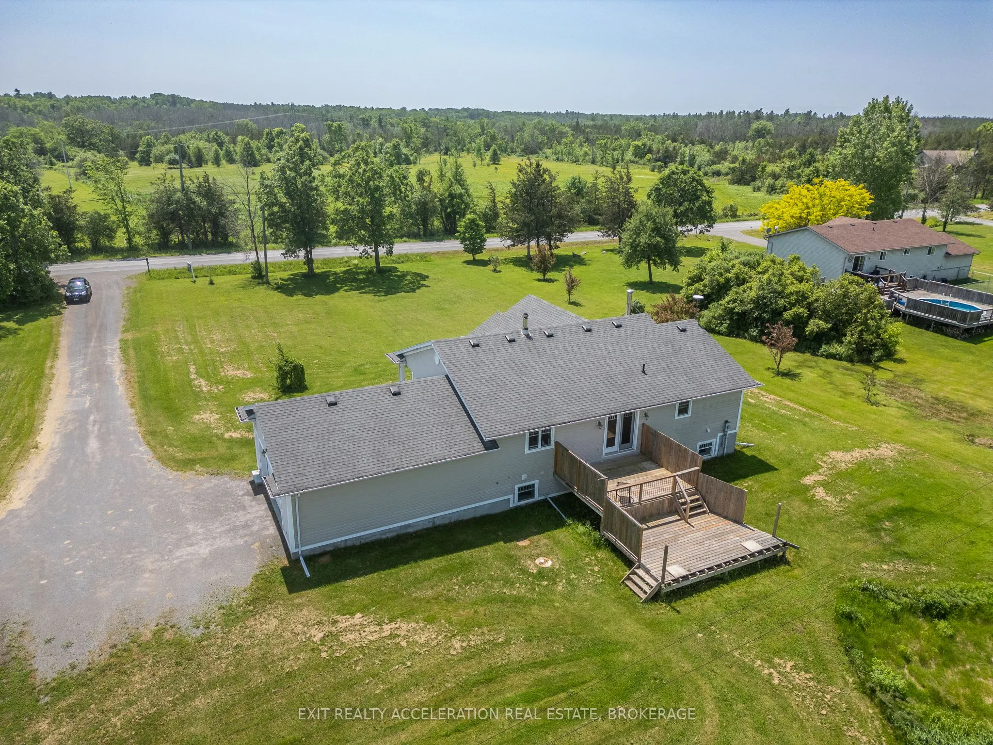 1633 Lazier Road