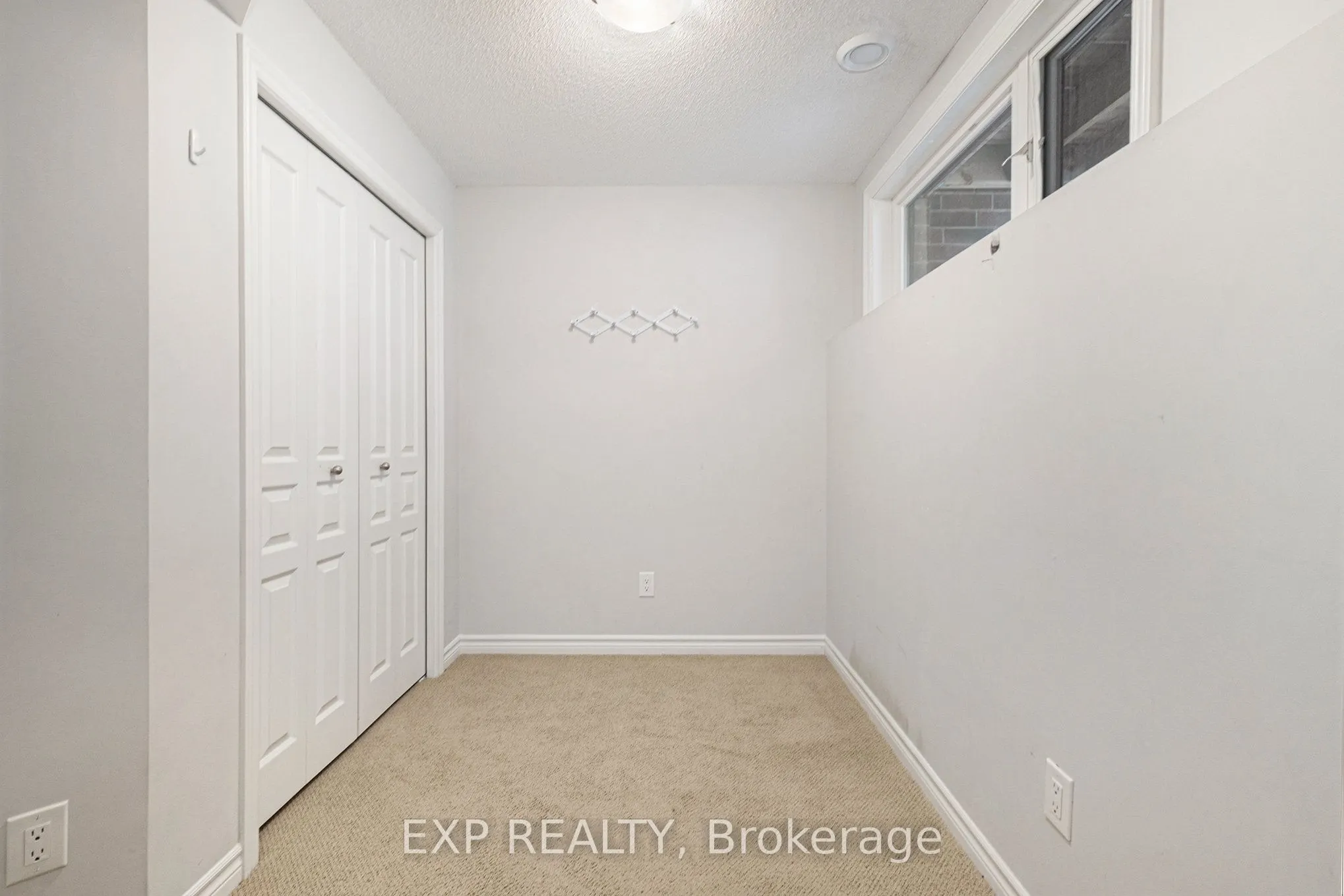 274 Pembina Private, #87