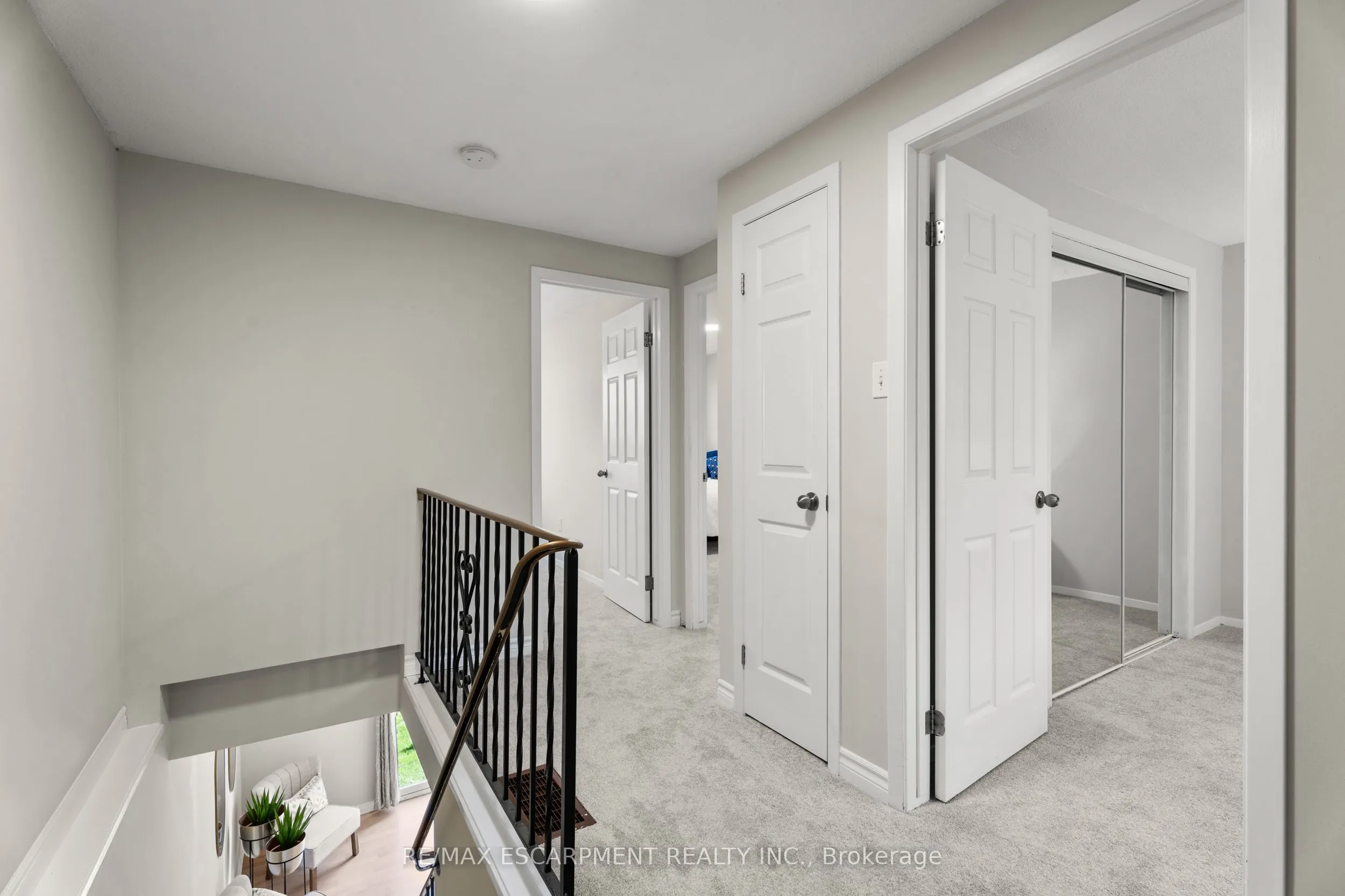 924 Mohawk Road W, #F