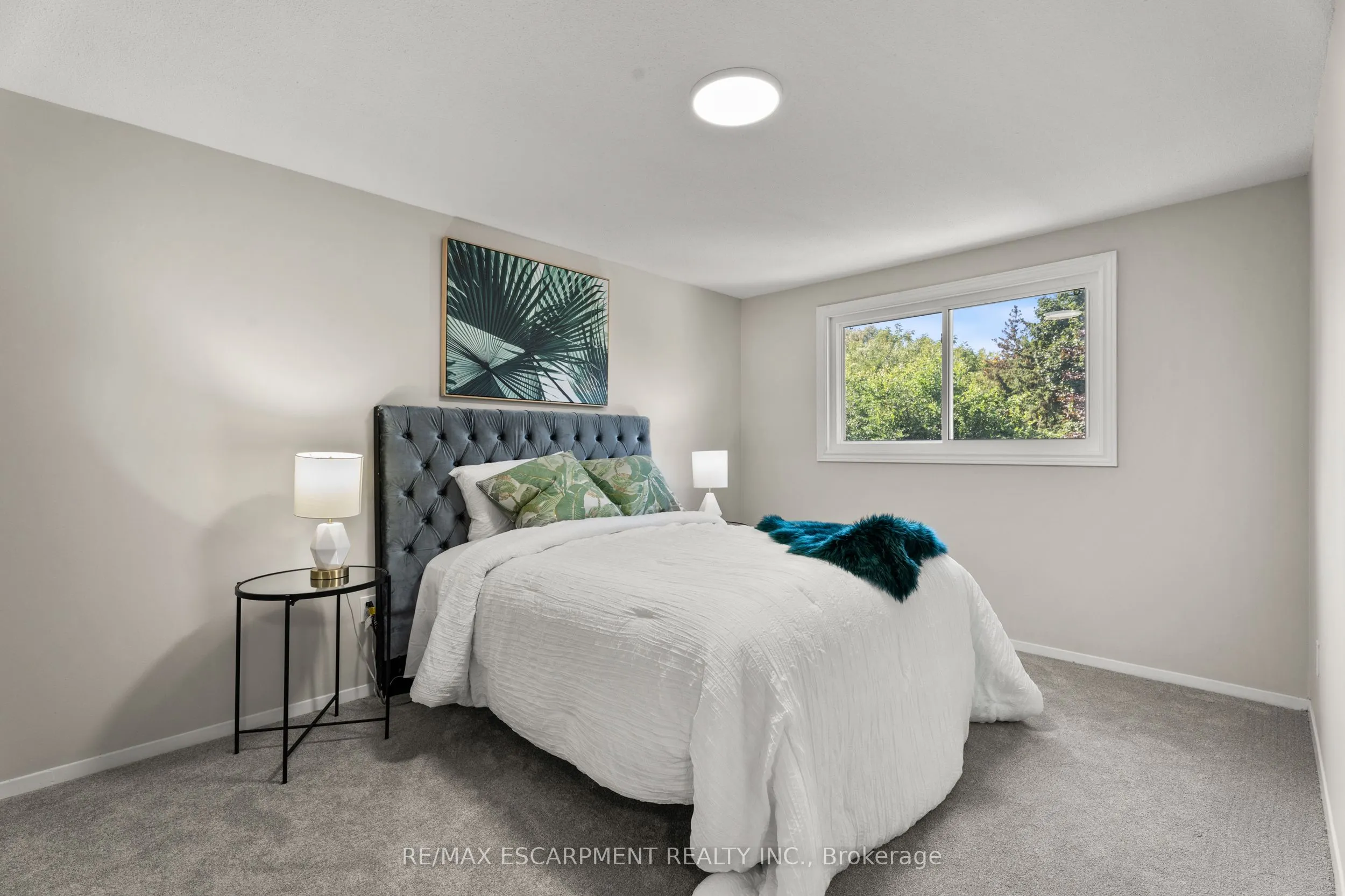 924 Mohawk Road W, #F