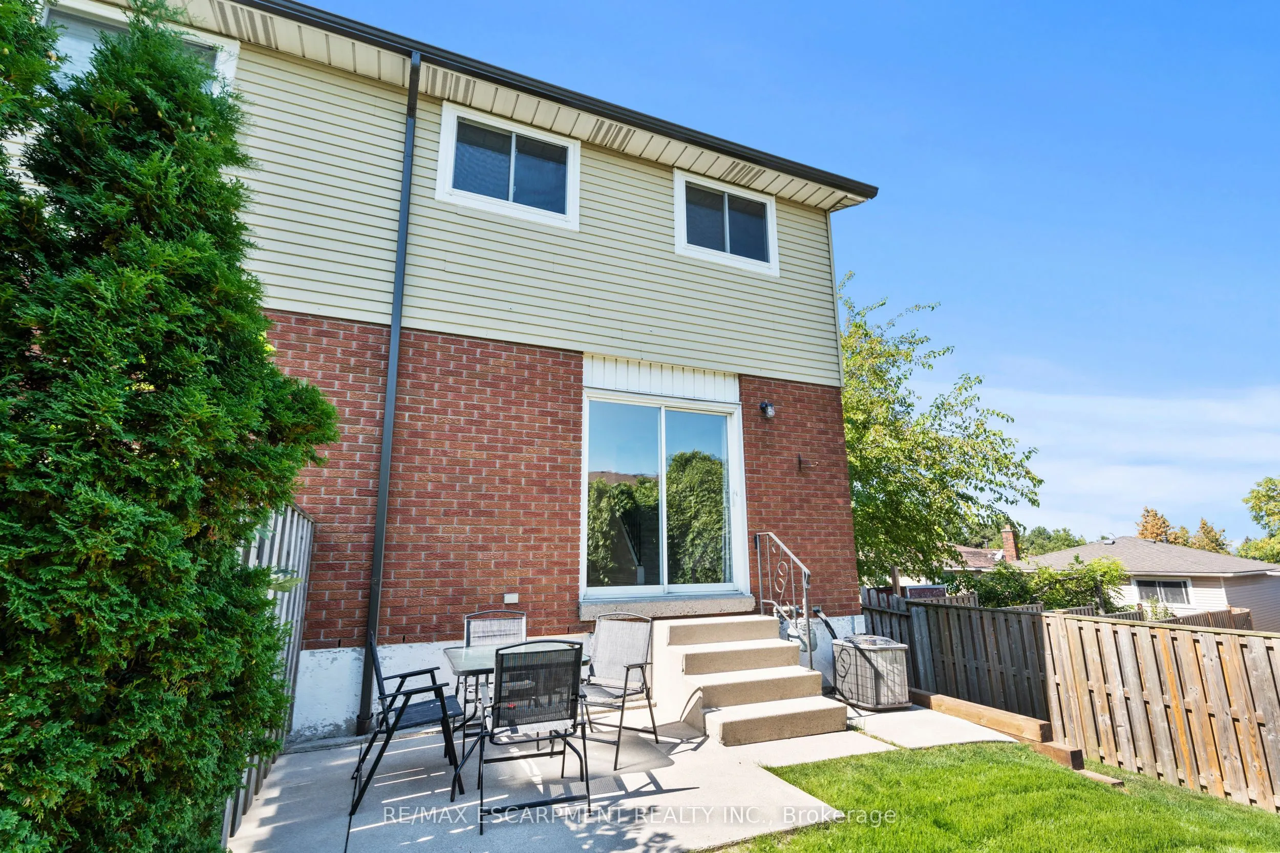 924 Mohawk Road W, #F
