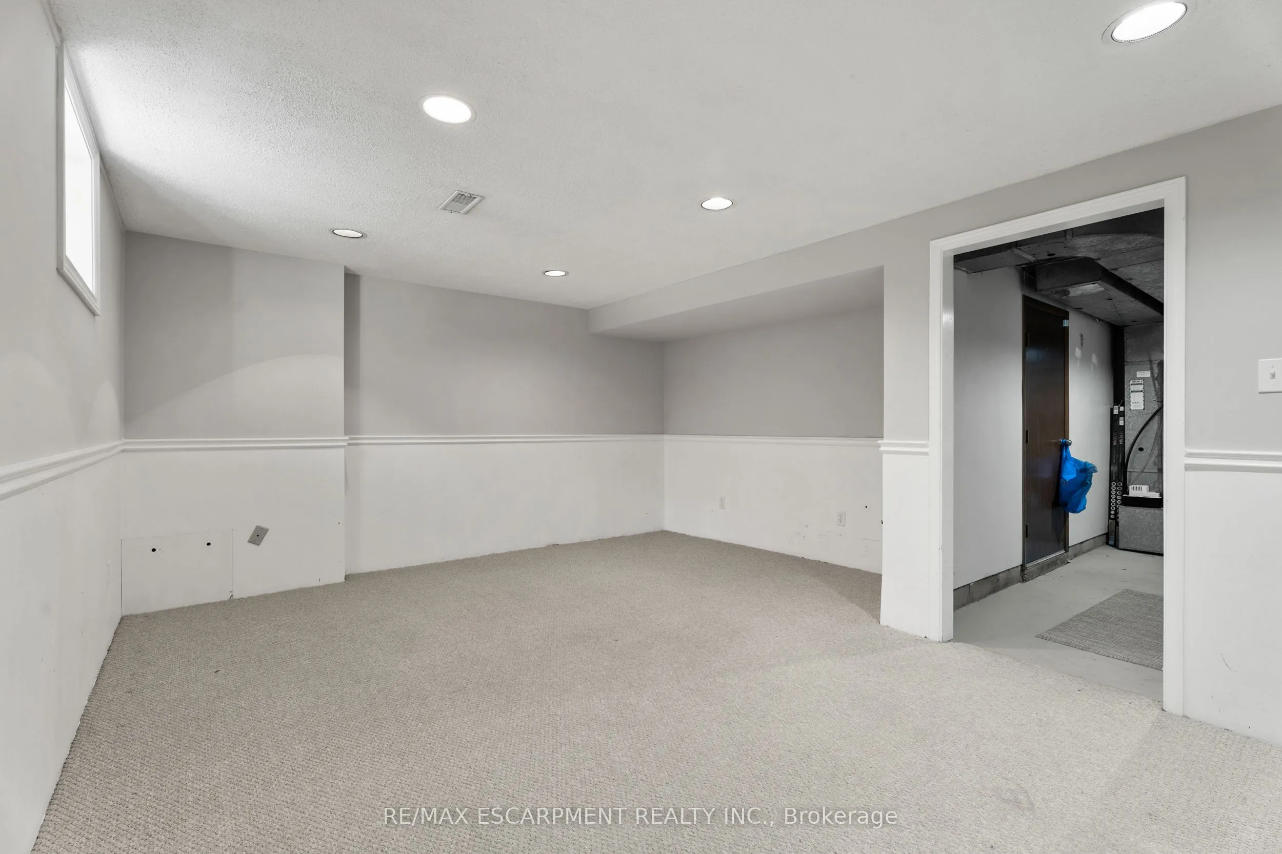 924 Mohawk Road W, #F
