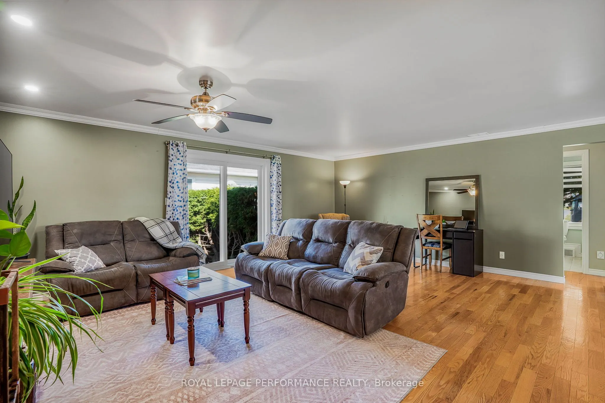 40 Faucher Boulevard