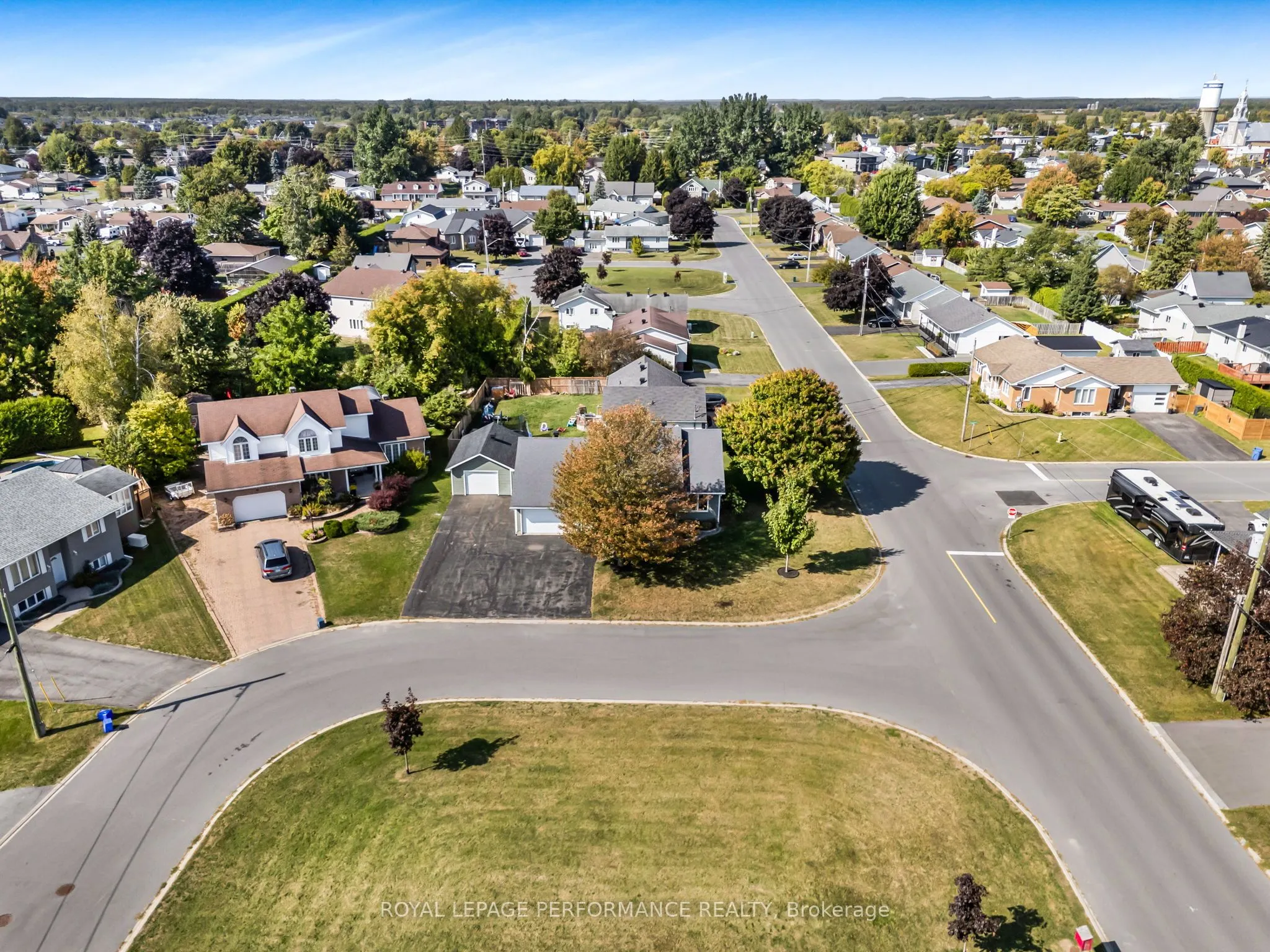 40 Faucher Boulevard