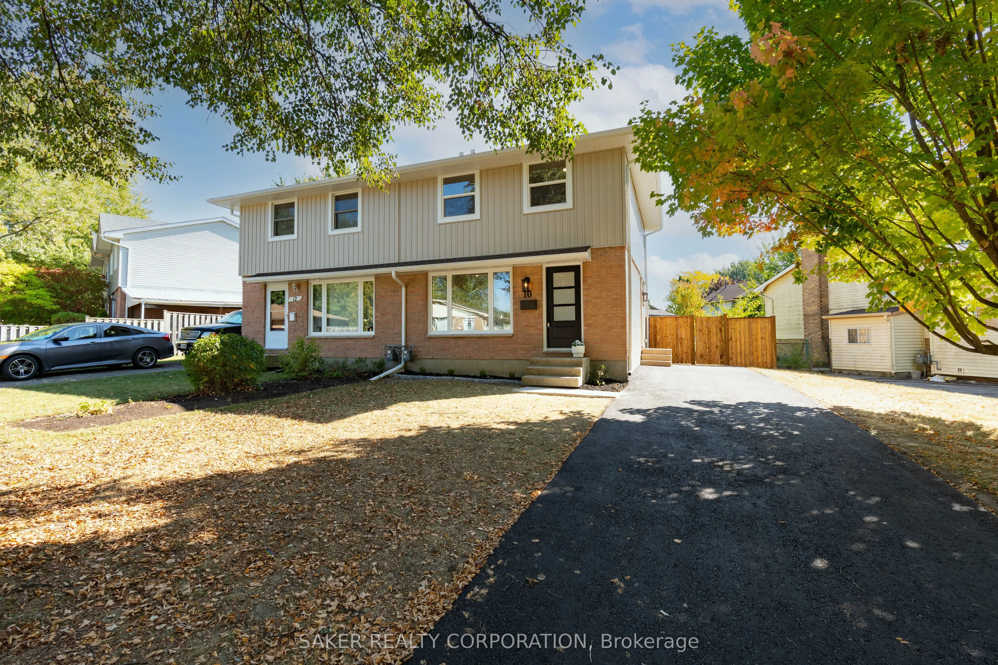 10 Edgemere Crescent