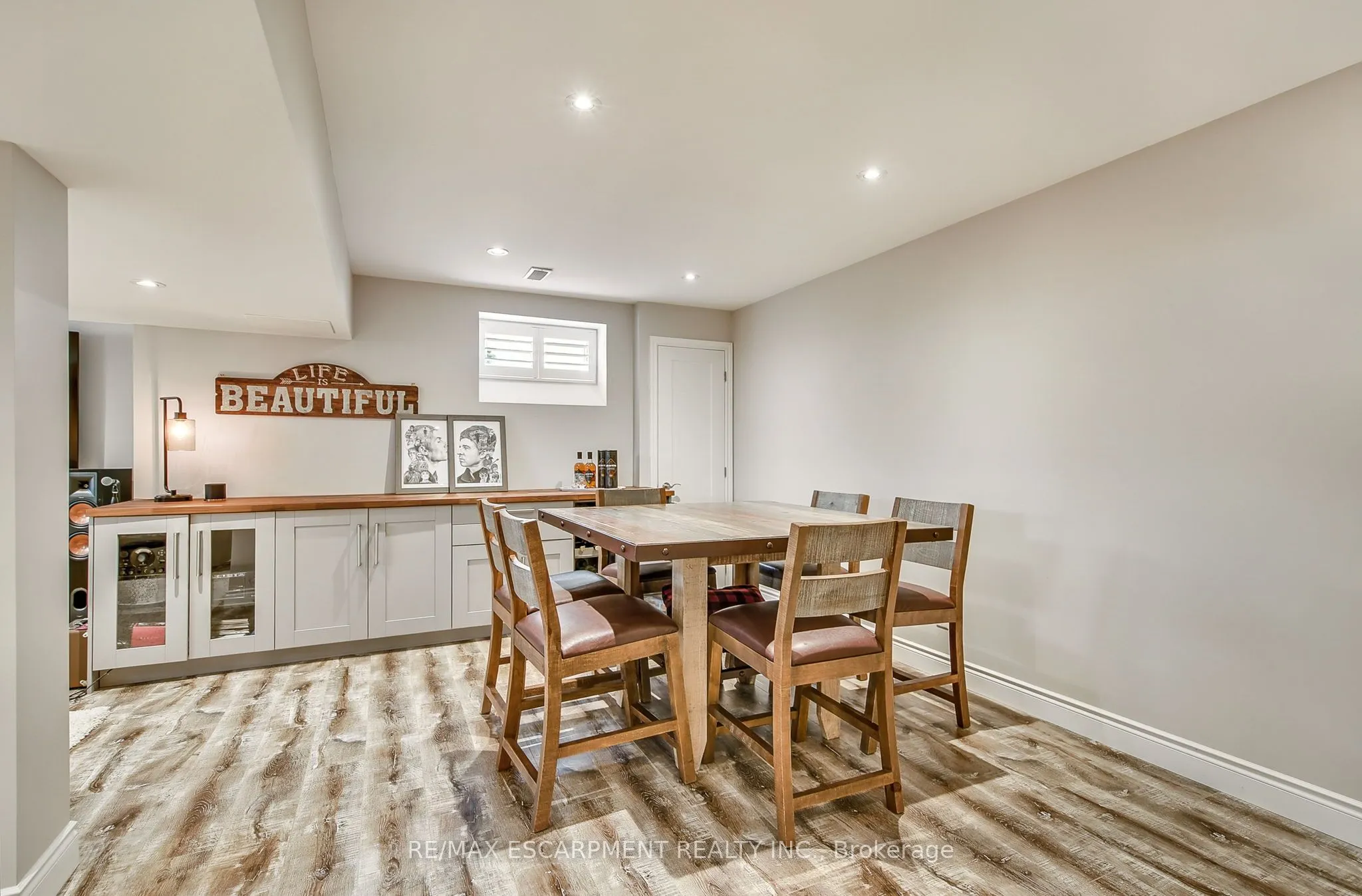9 Valley Ridge Lane