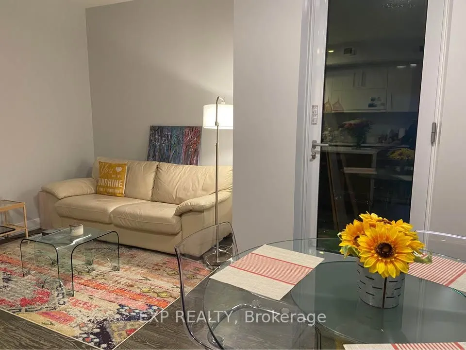 428 Sparks Street, #501