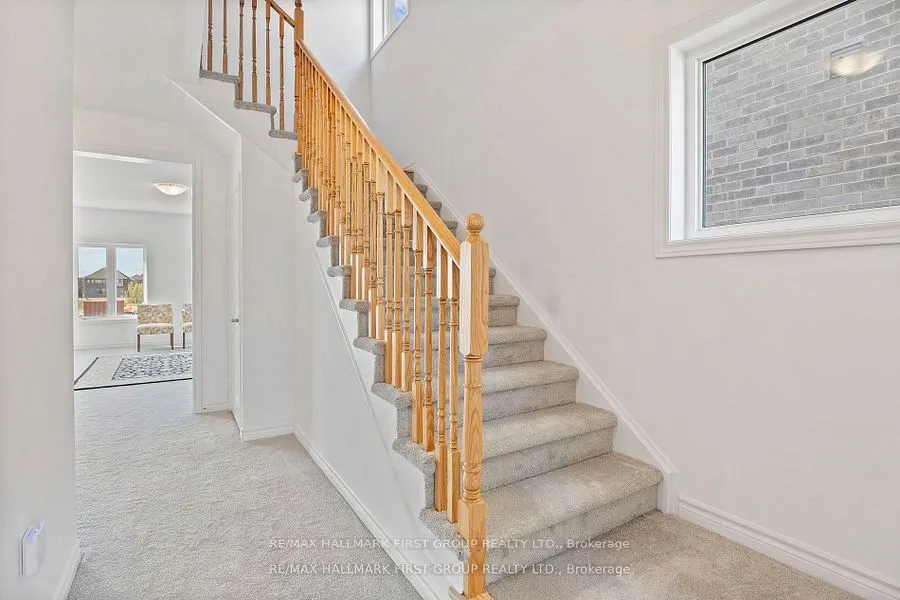 312 Russell Street