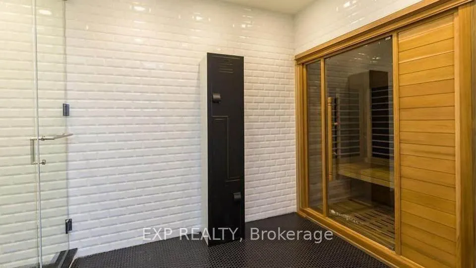428 Sparks Street, #501