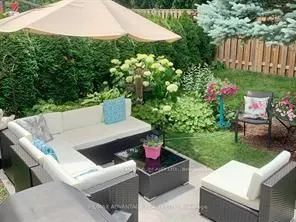 59 PENNYBROOK Crescent, #21