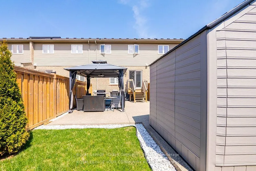 19 Bethune Avenue