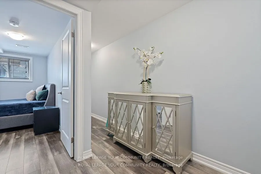 19 Bethune Avenue
