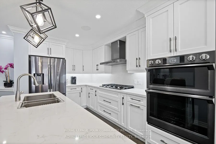 19 Bethune Avenue