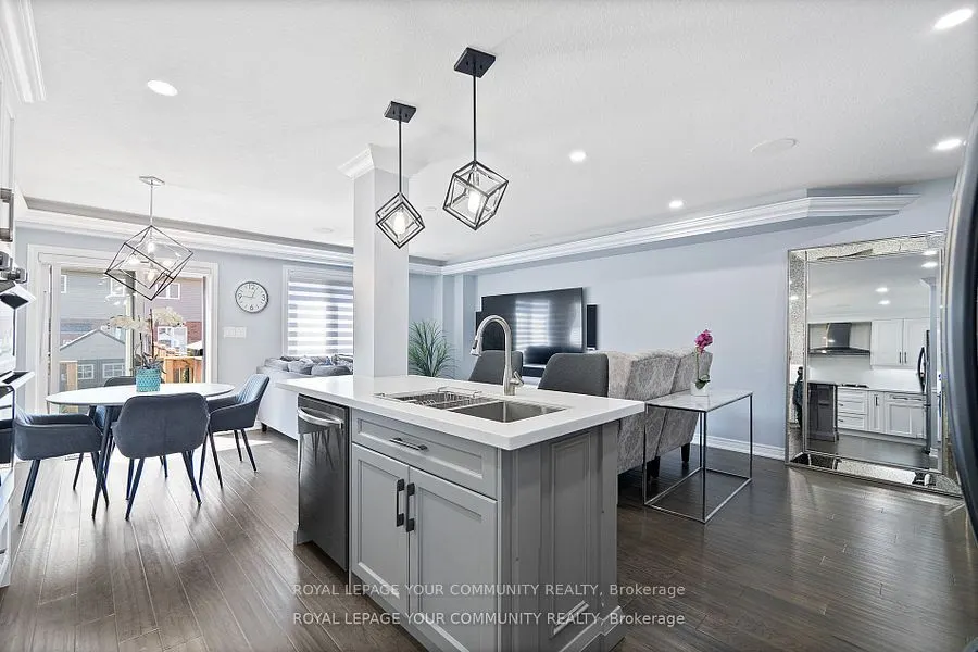 19 Bethune Avenue