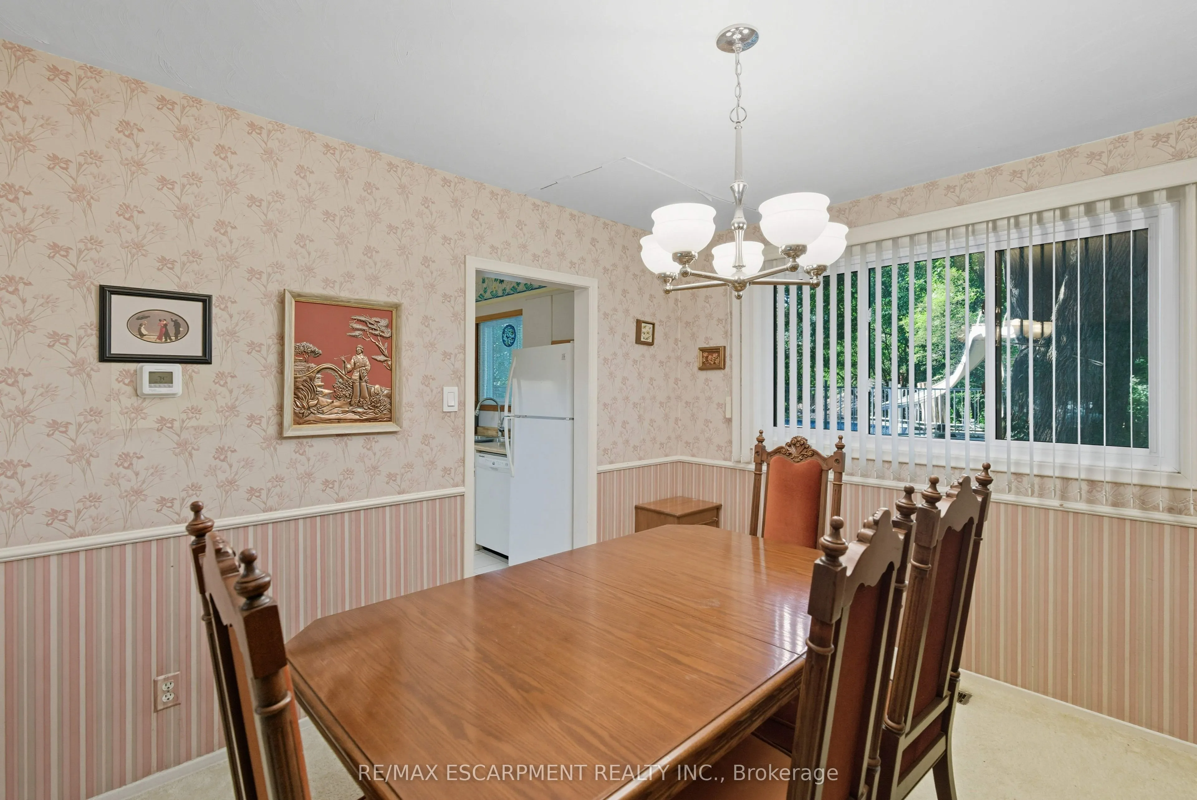 20 Crestwood Drive