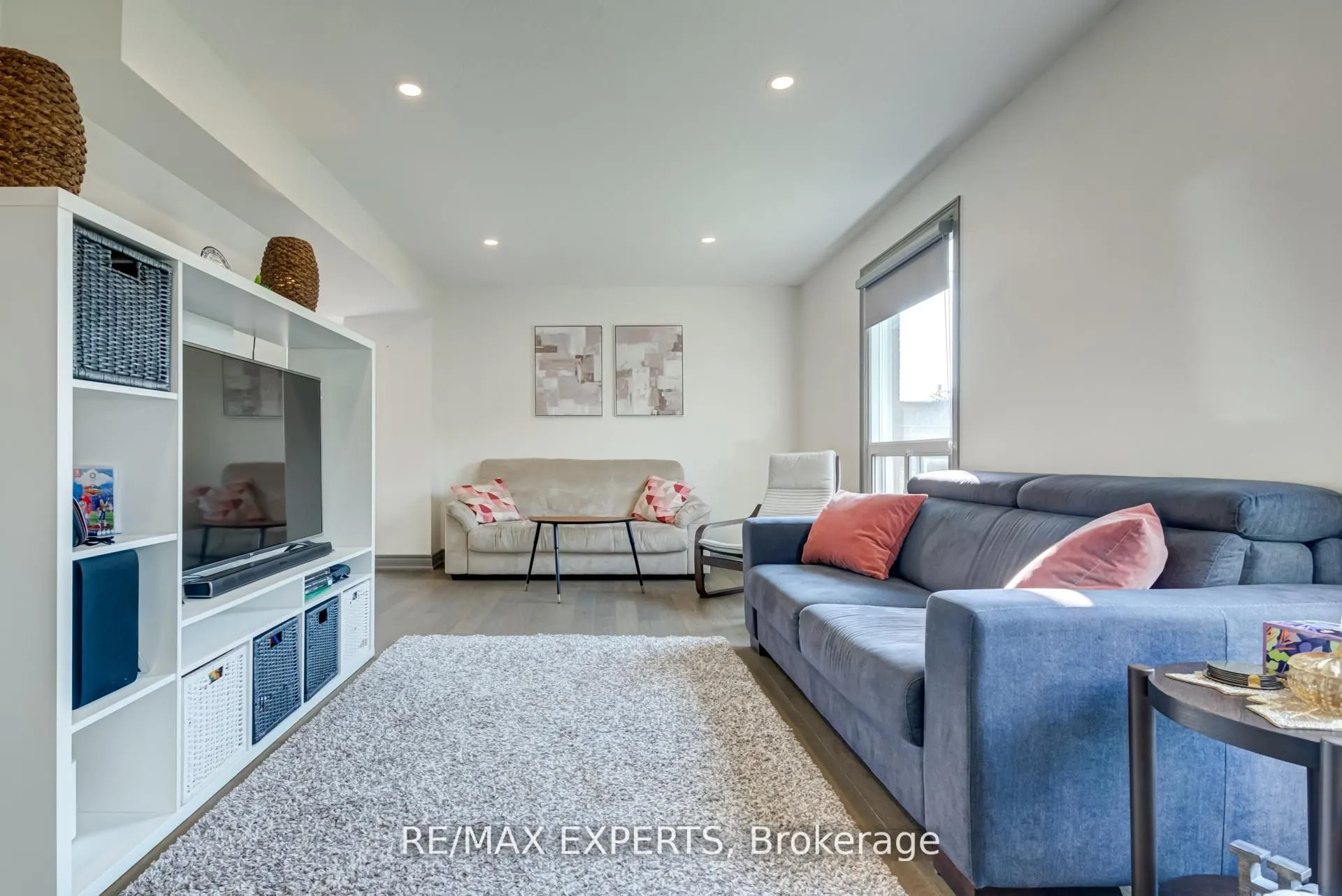 766 WALTER Street, #J