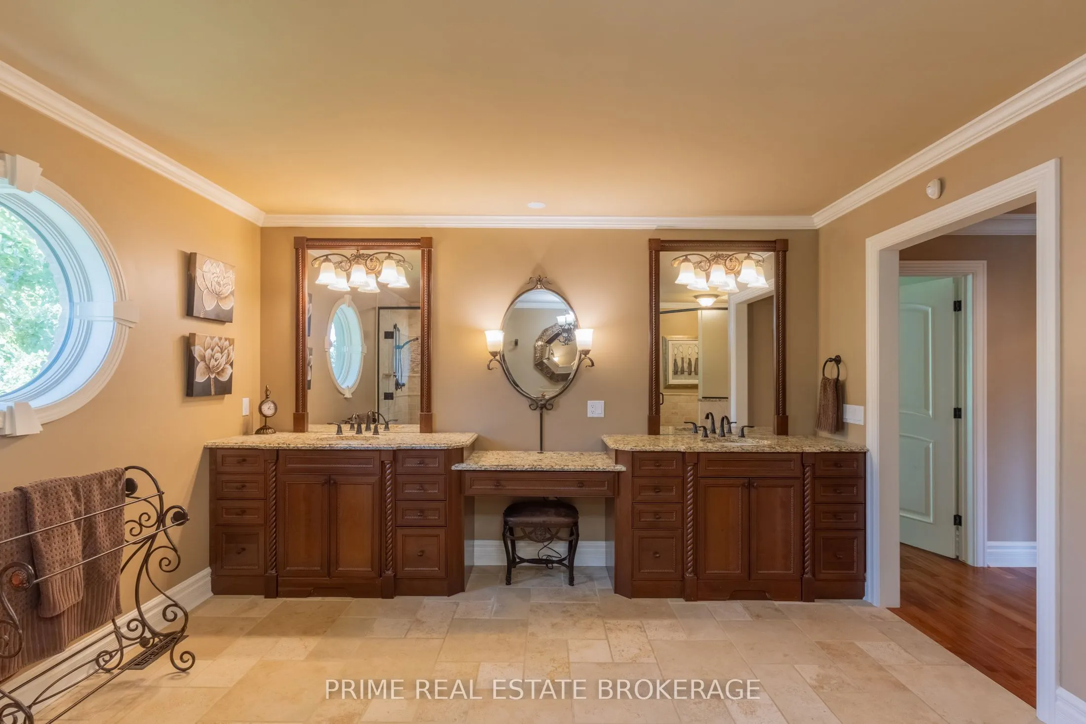 565 Eagletrace Drive