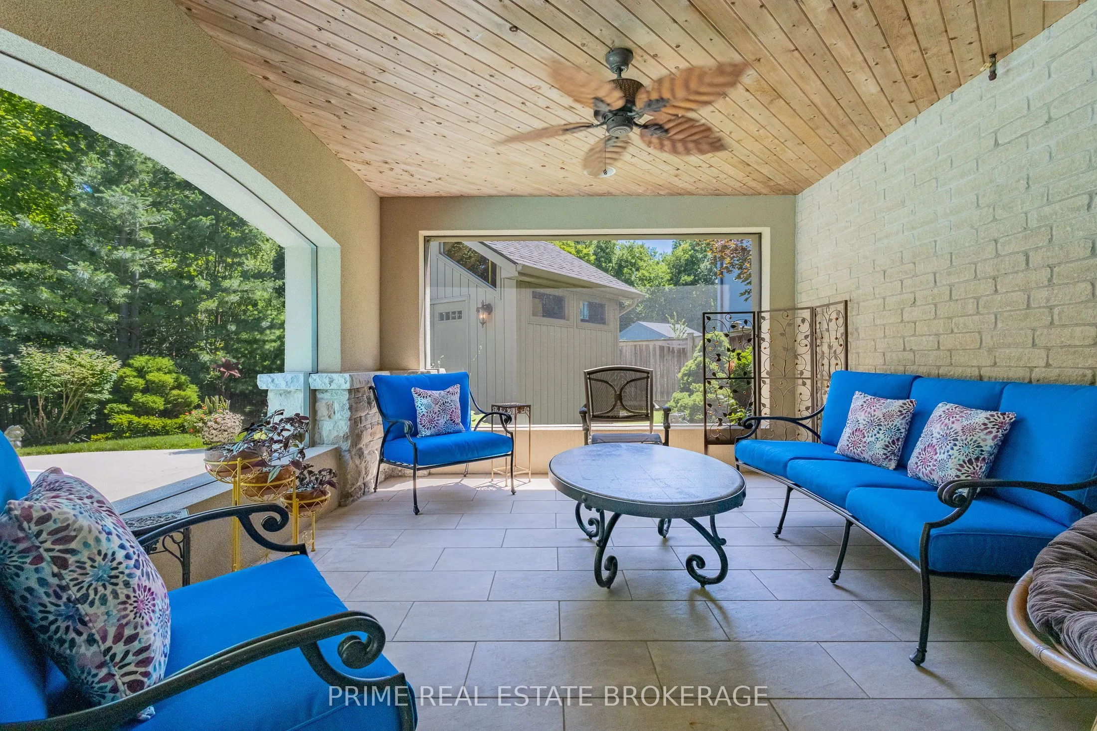 565 Eagletrace Drive