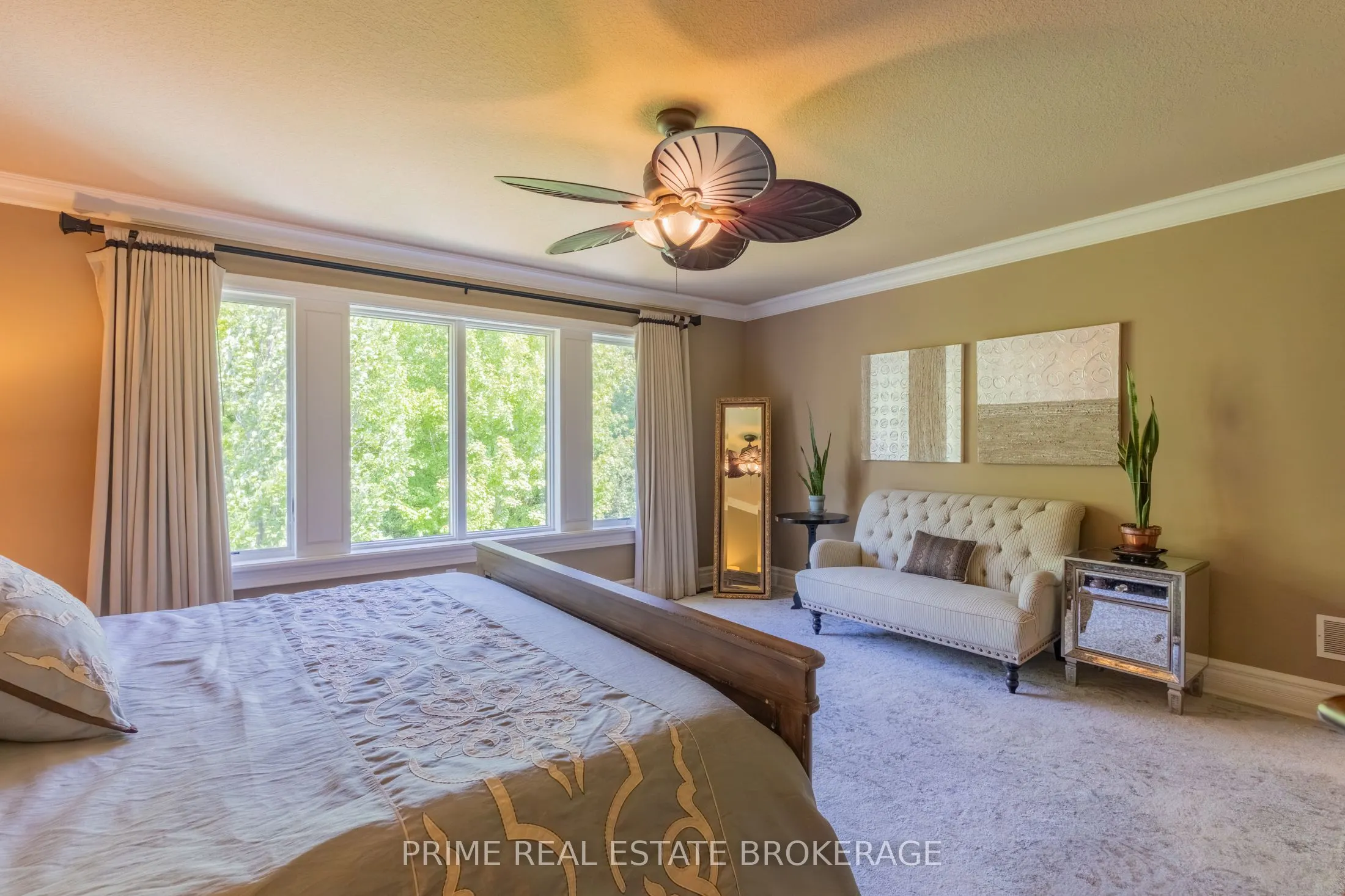 565 Eagletrace Drive