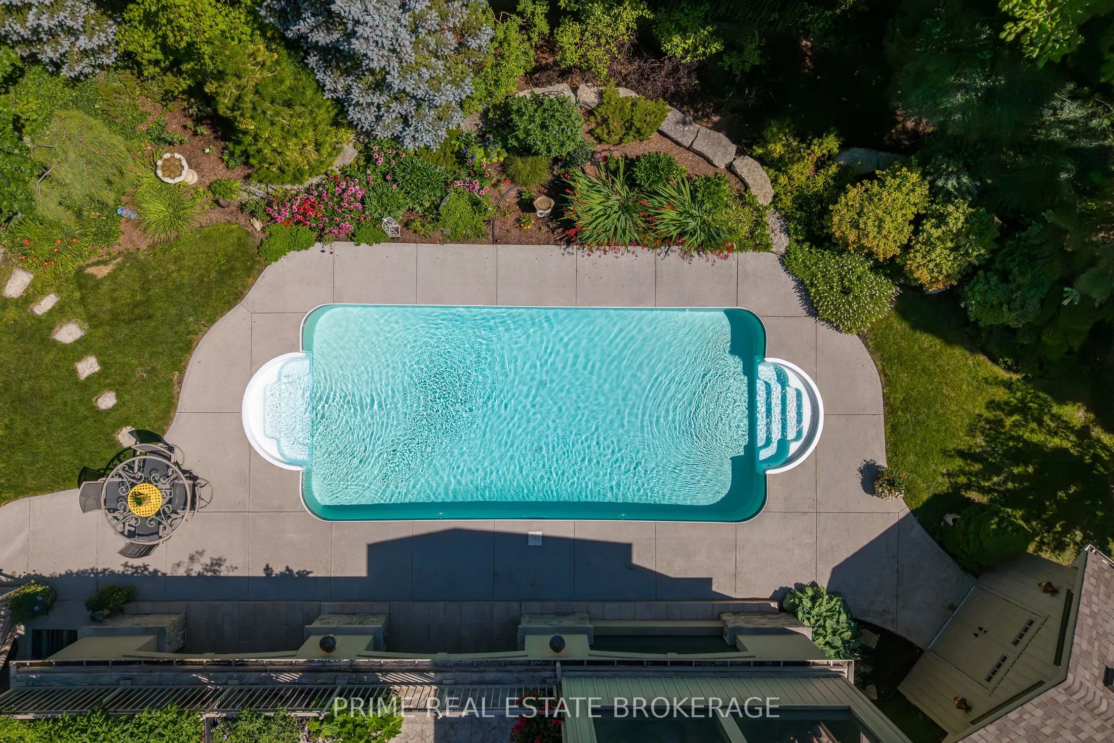 565 Eagletrace Drive