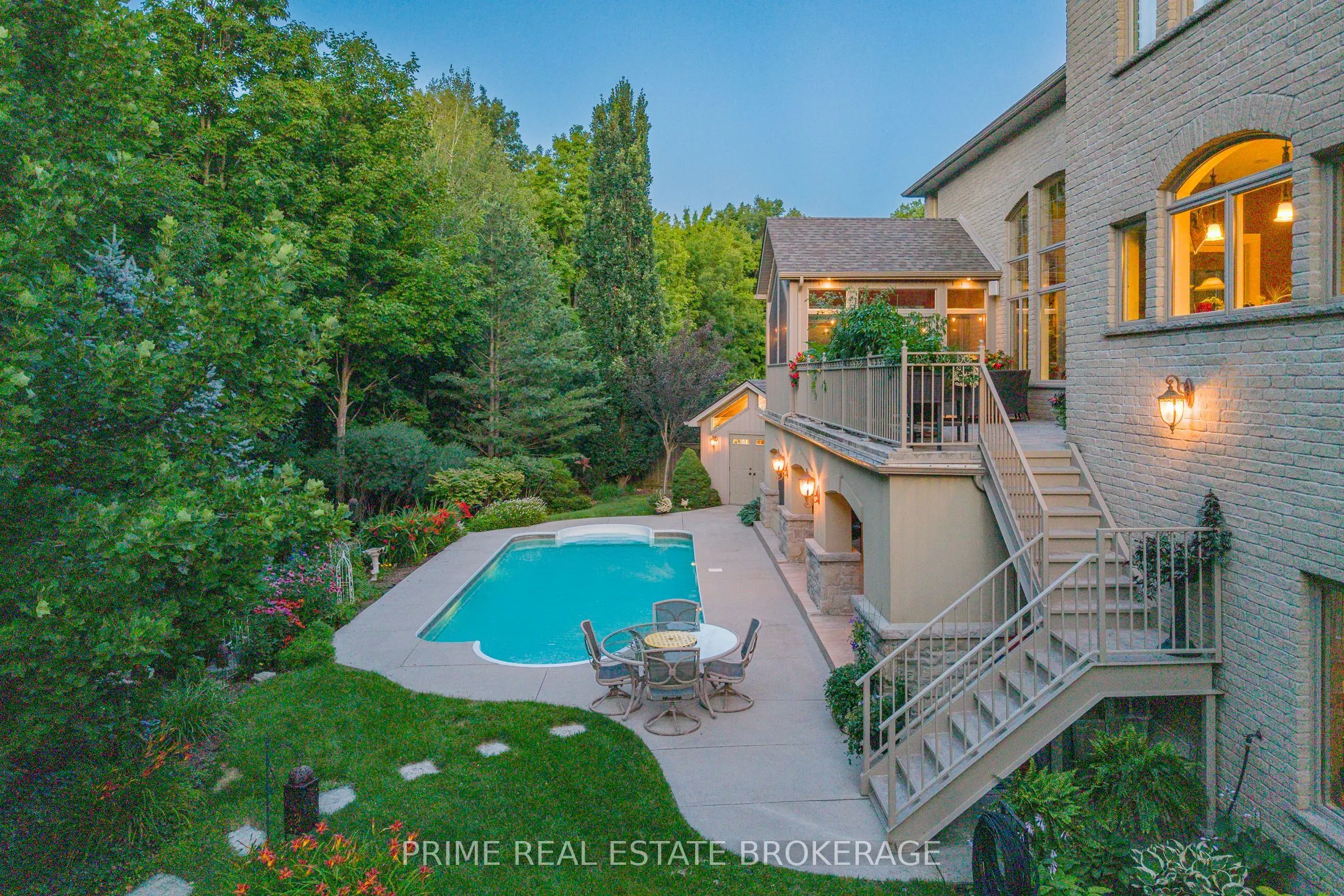 565 Eagletrace Drive