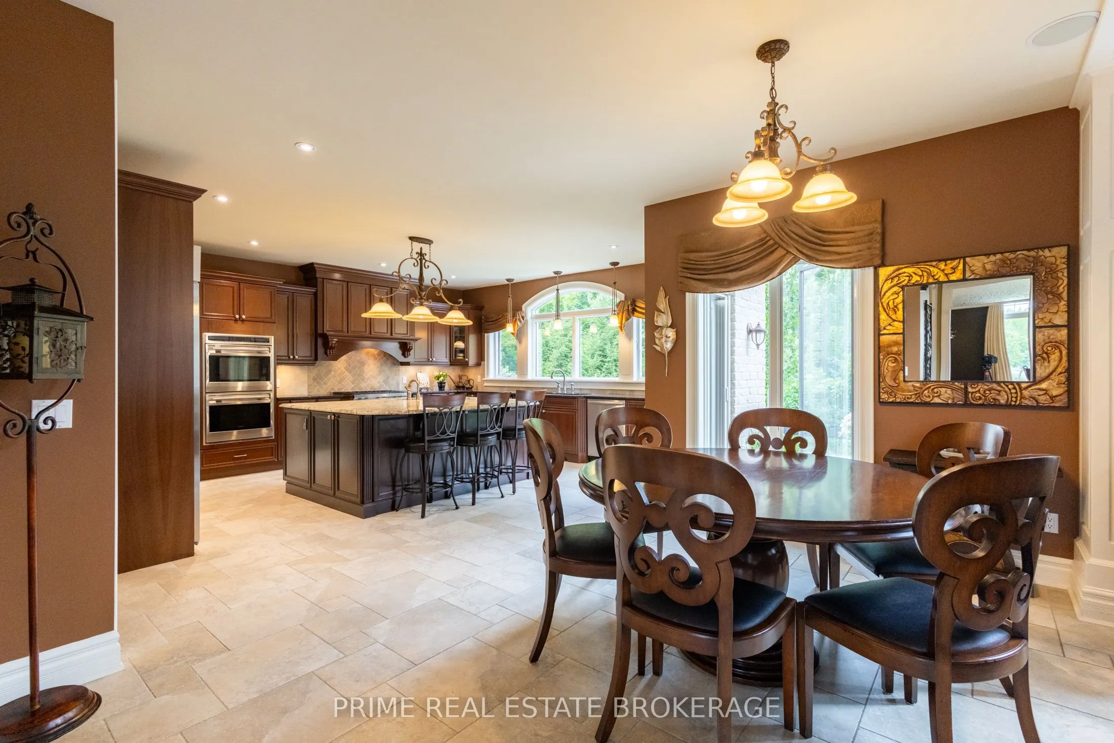565 Eagletrace Drive