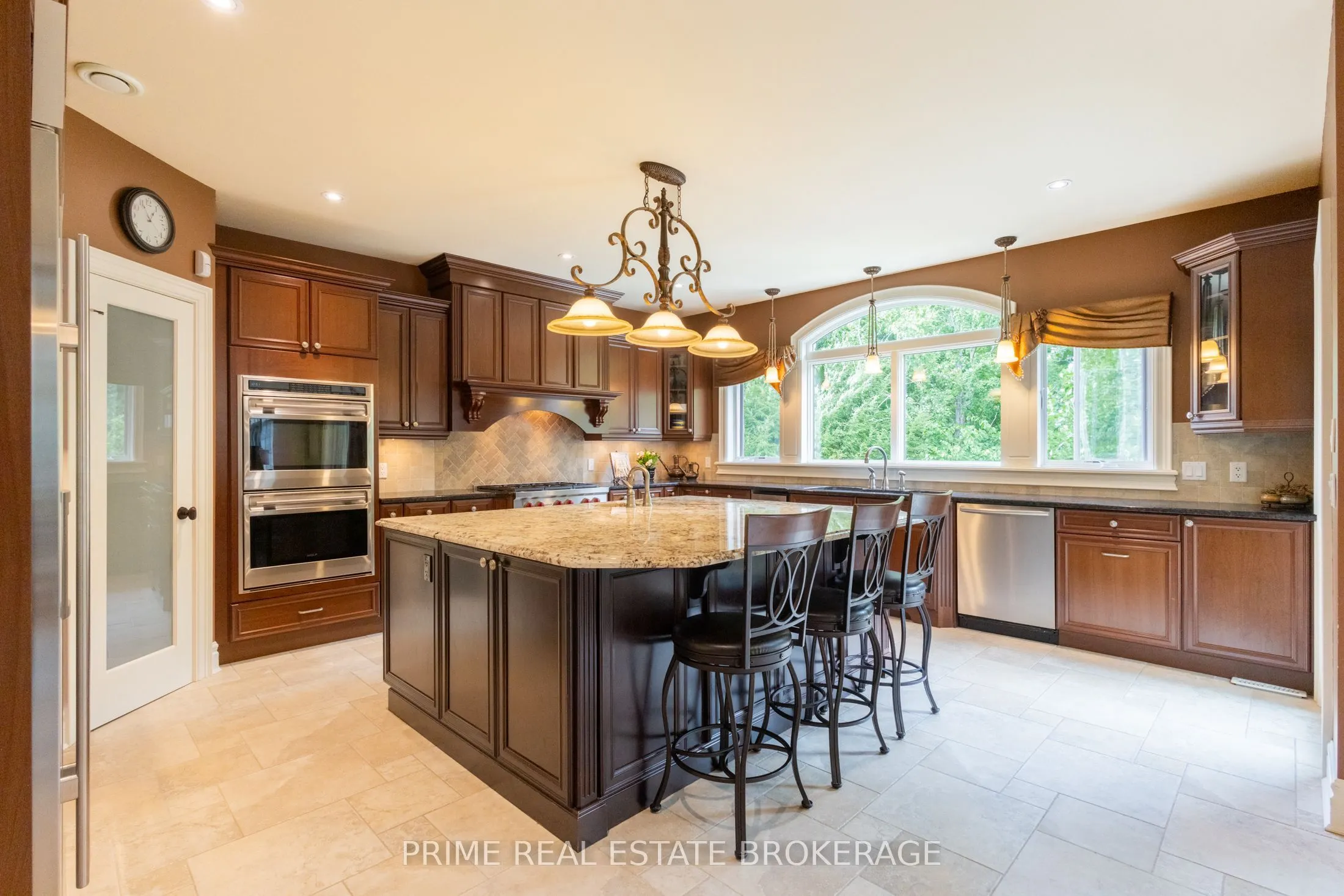 565 Eagletrace Drive