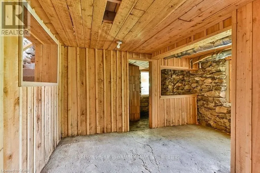 2724 River Road