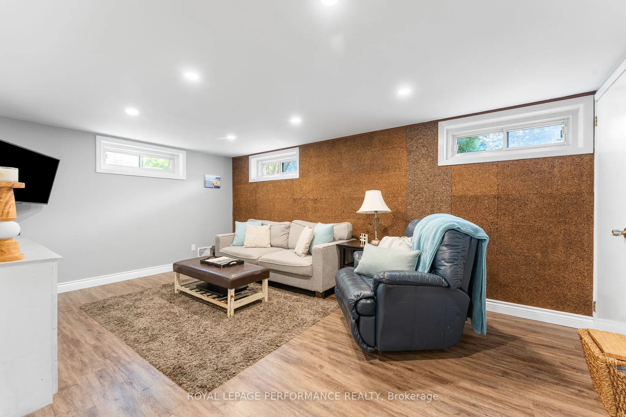 1044 Cromwell Drive