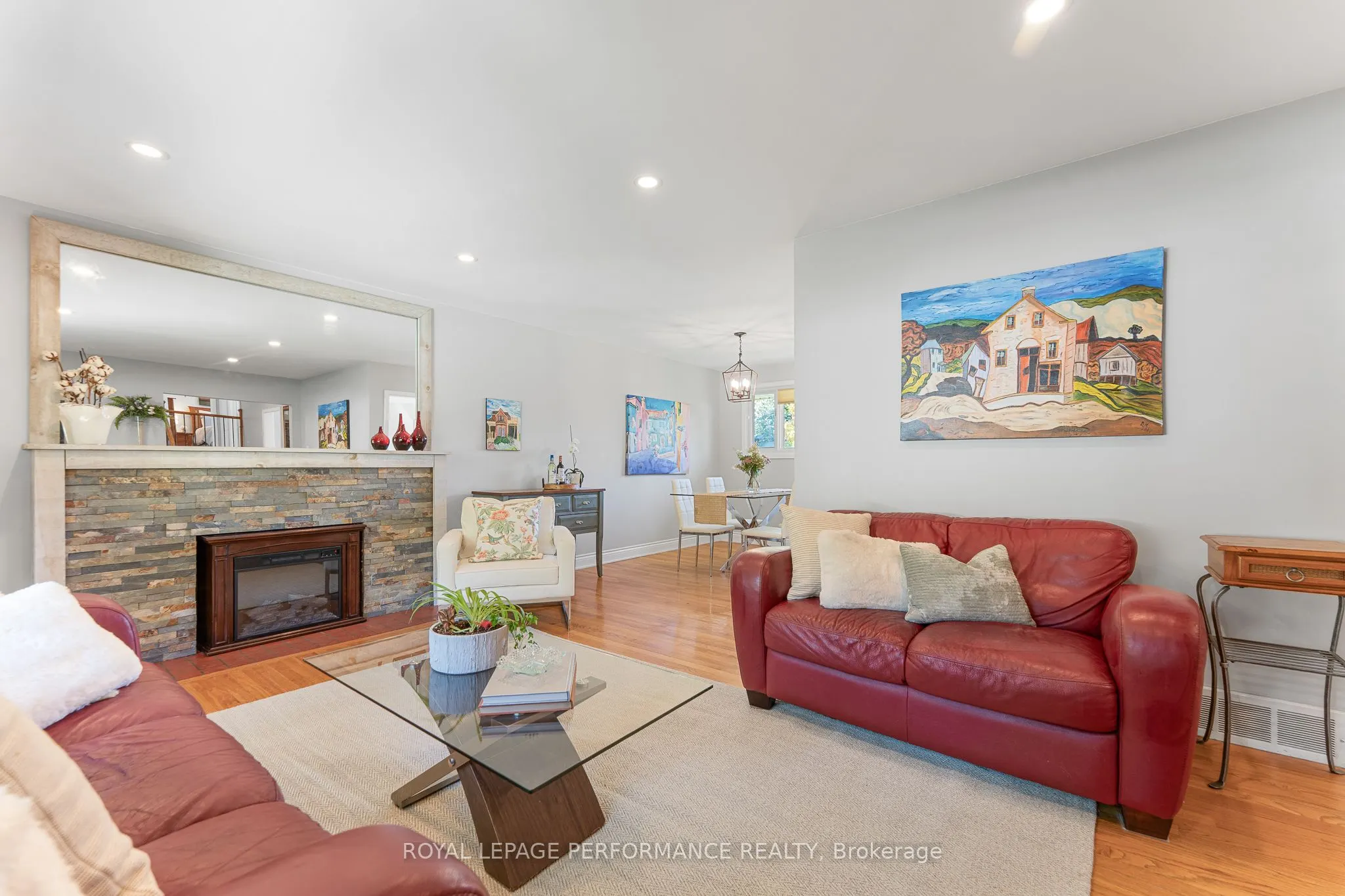 1044 Cromwell Drive