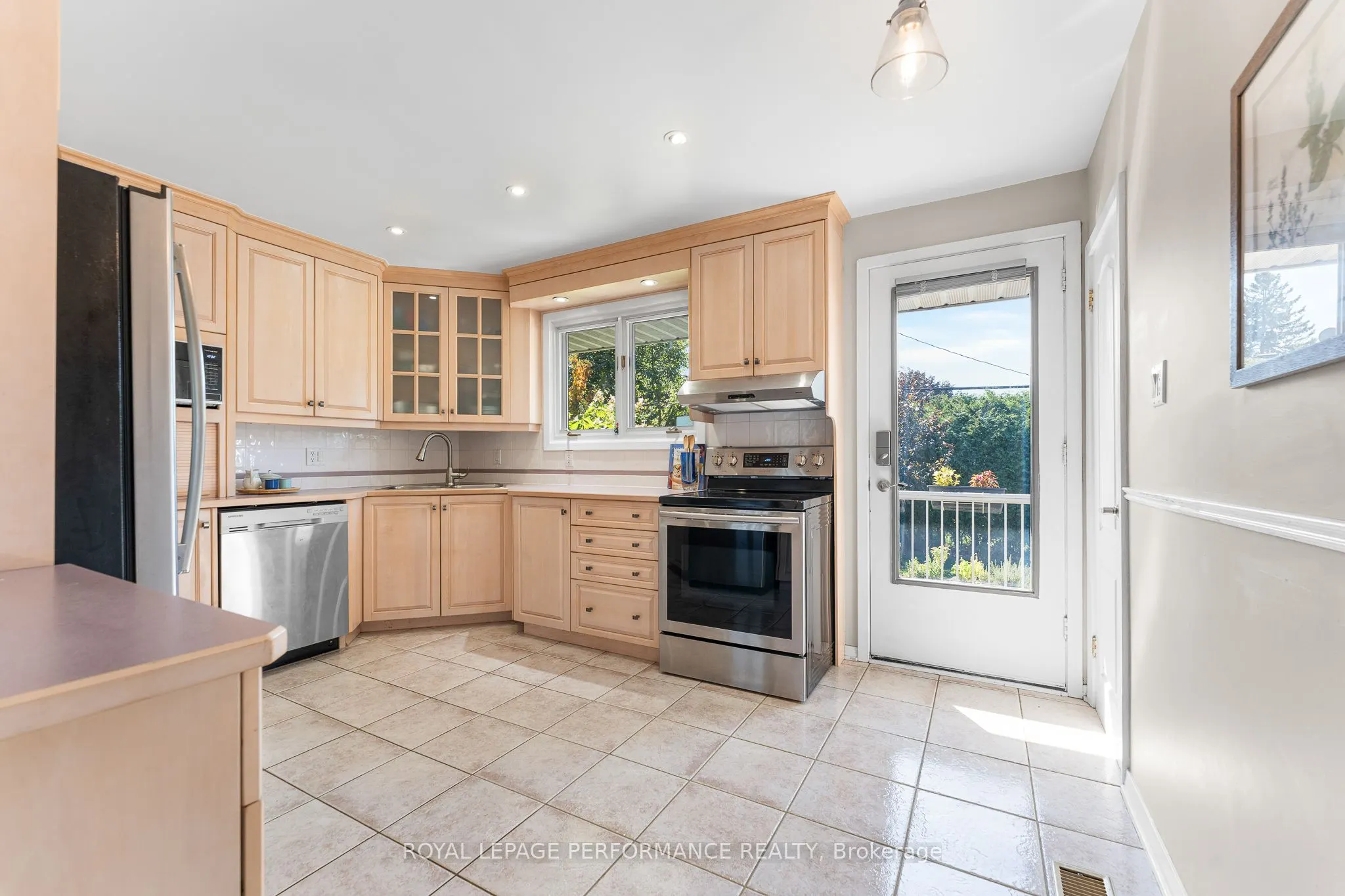1044 Cromwell Drive