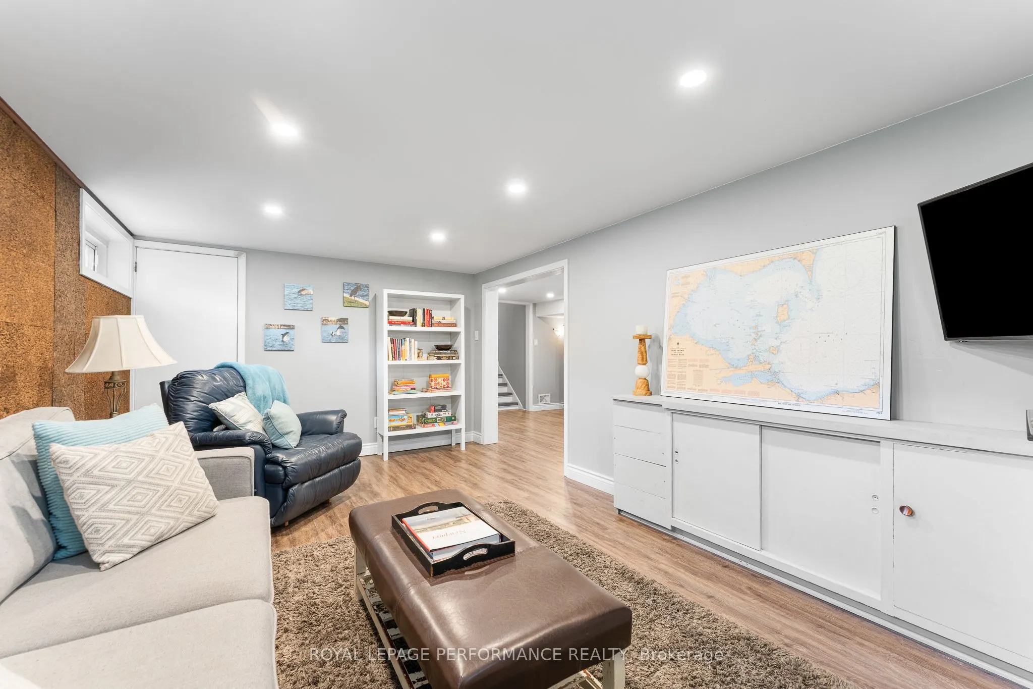 1044 Cromwell Drive
