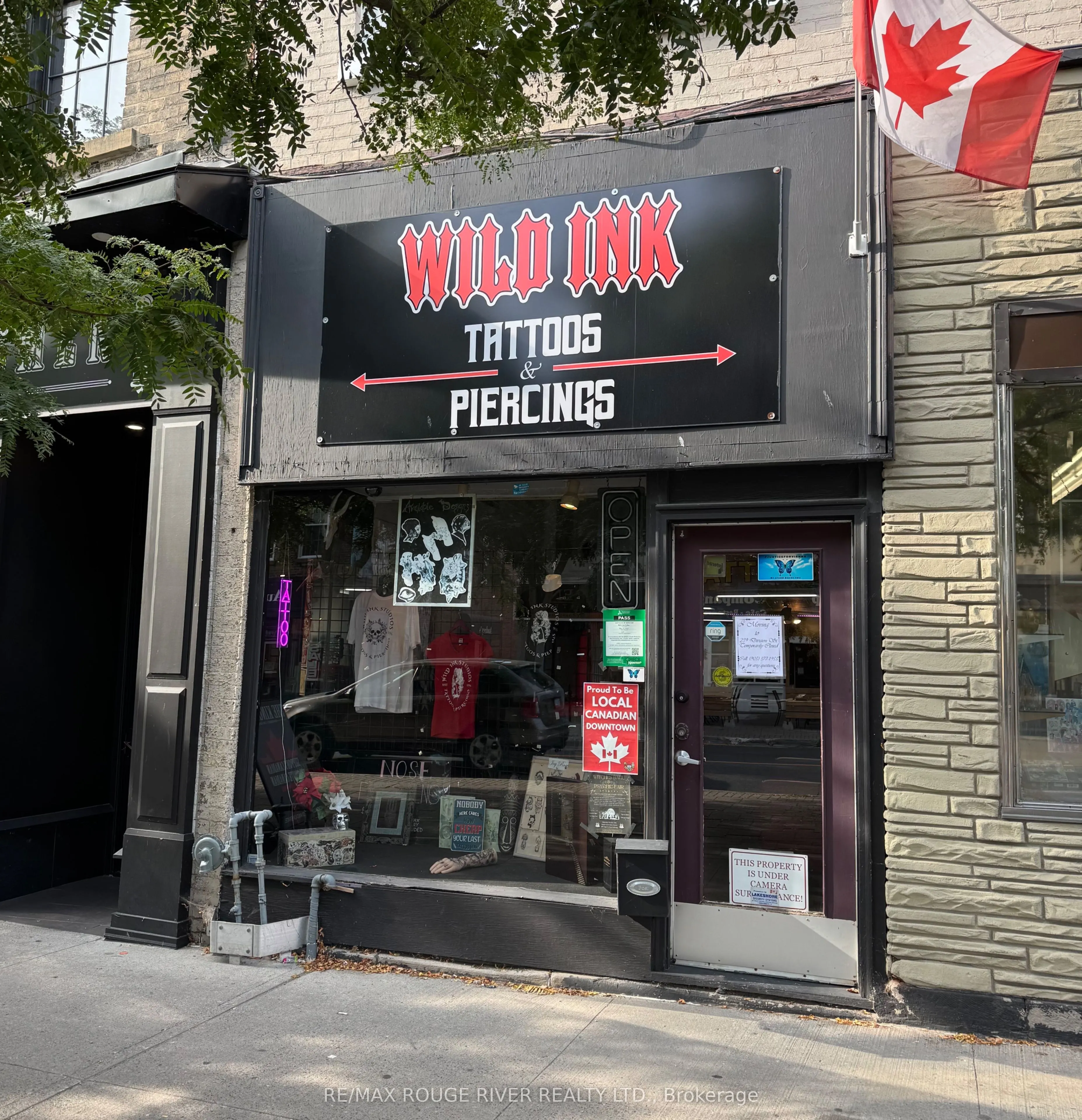 8 King Street W