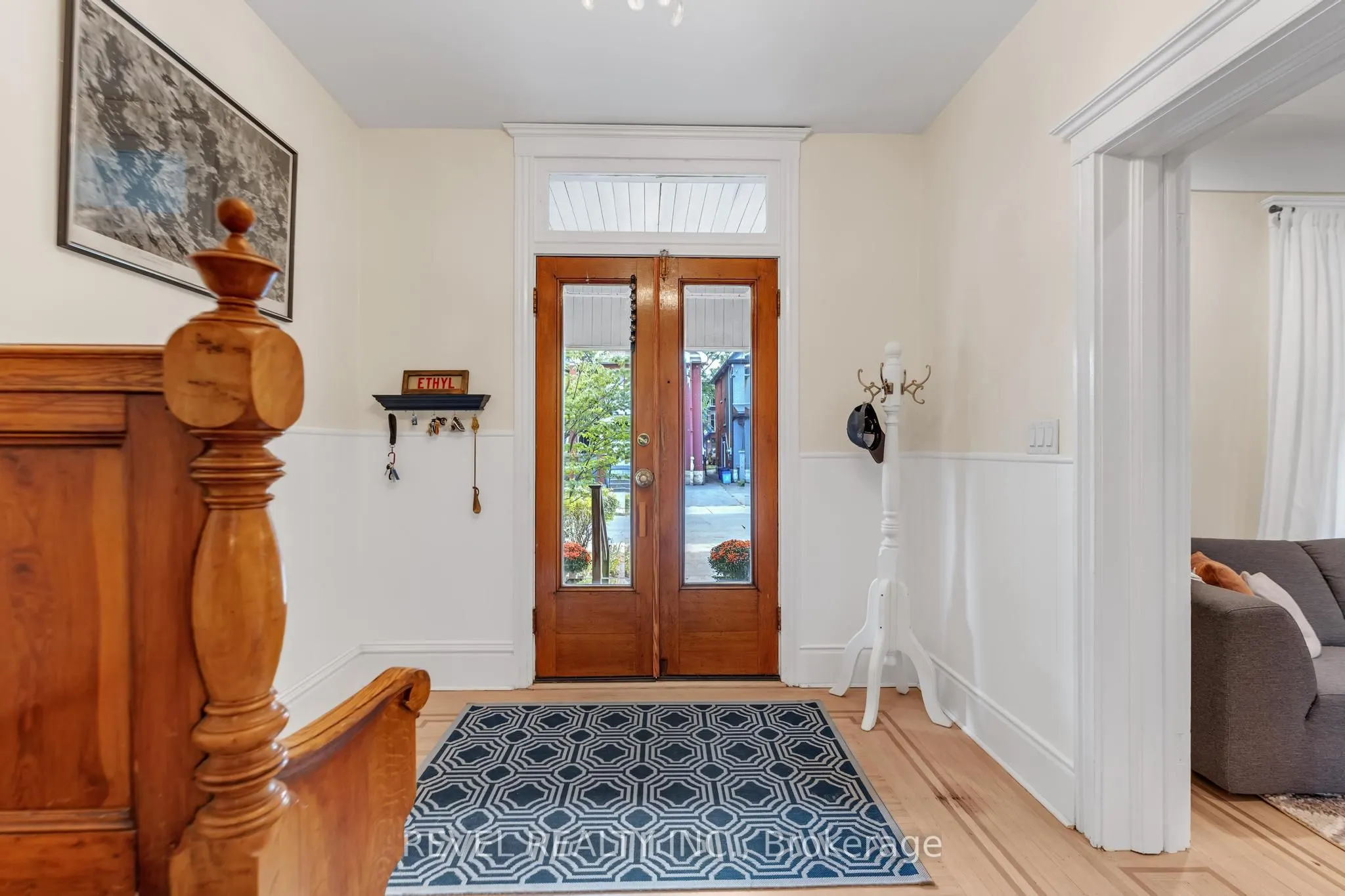 483 King William Street