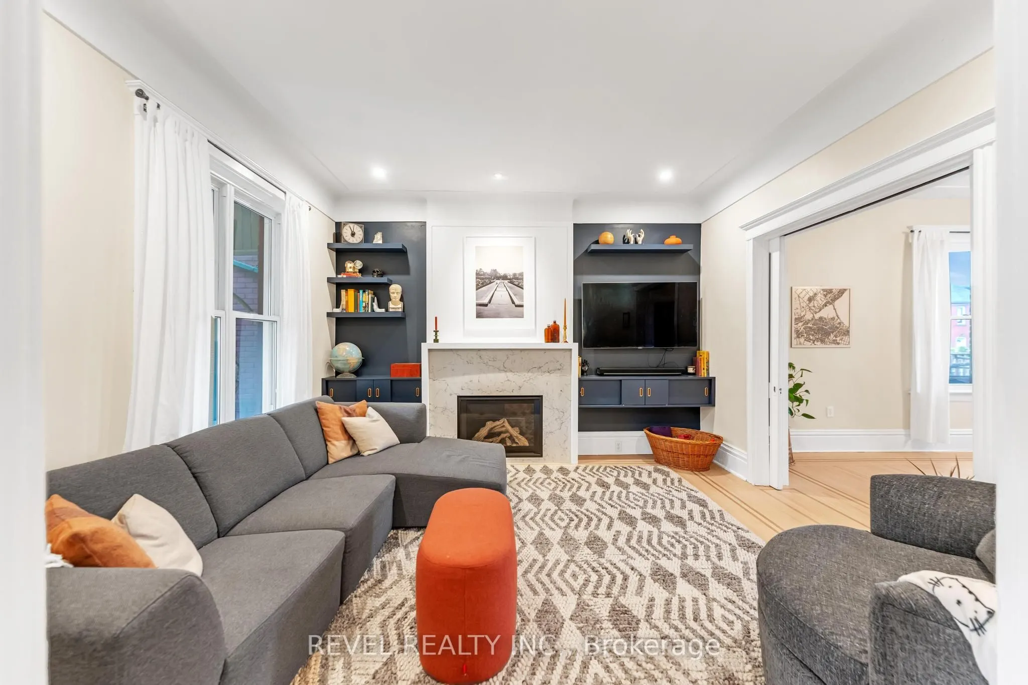 483 King William Street