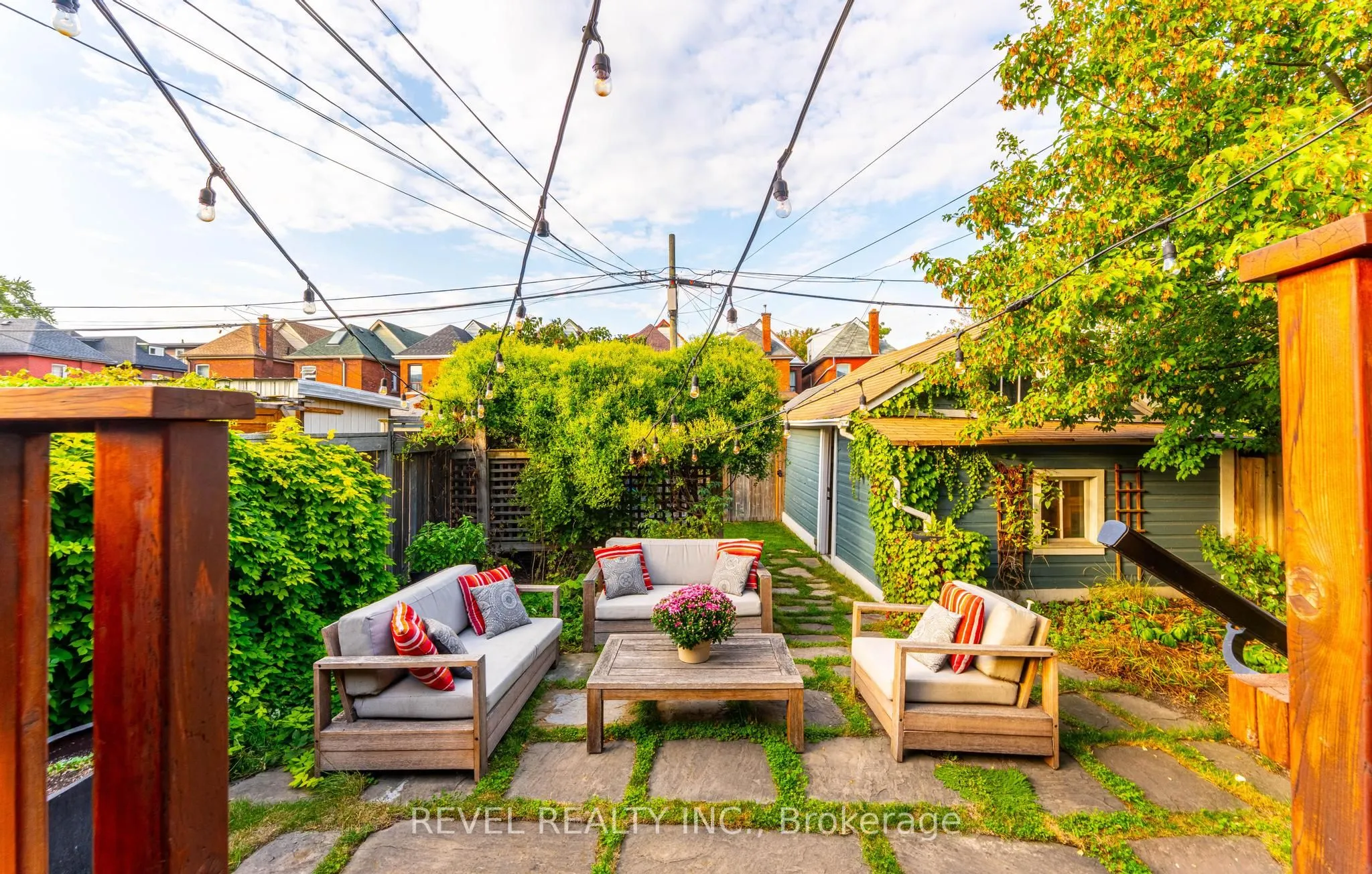 483 King William Street