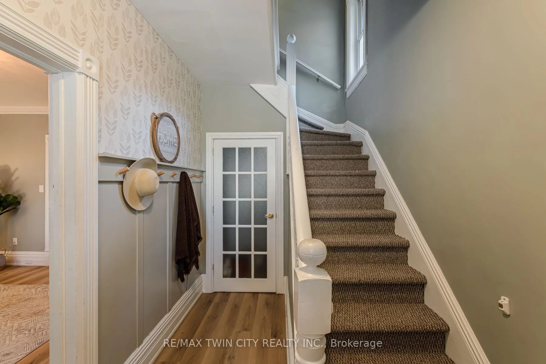 26 Alexander Avenue