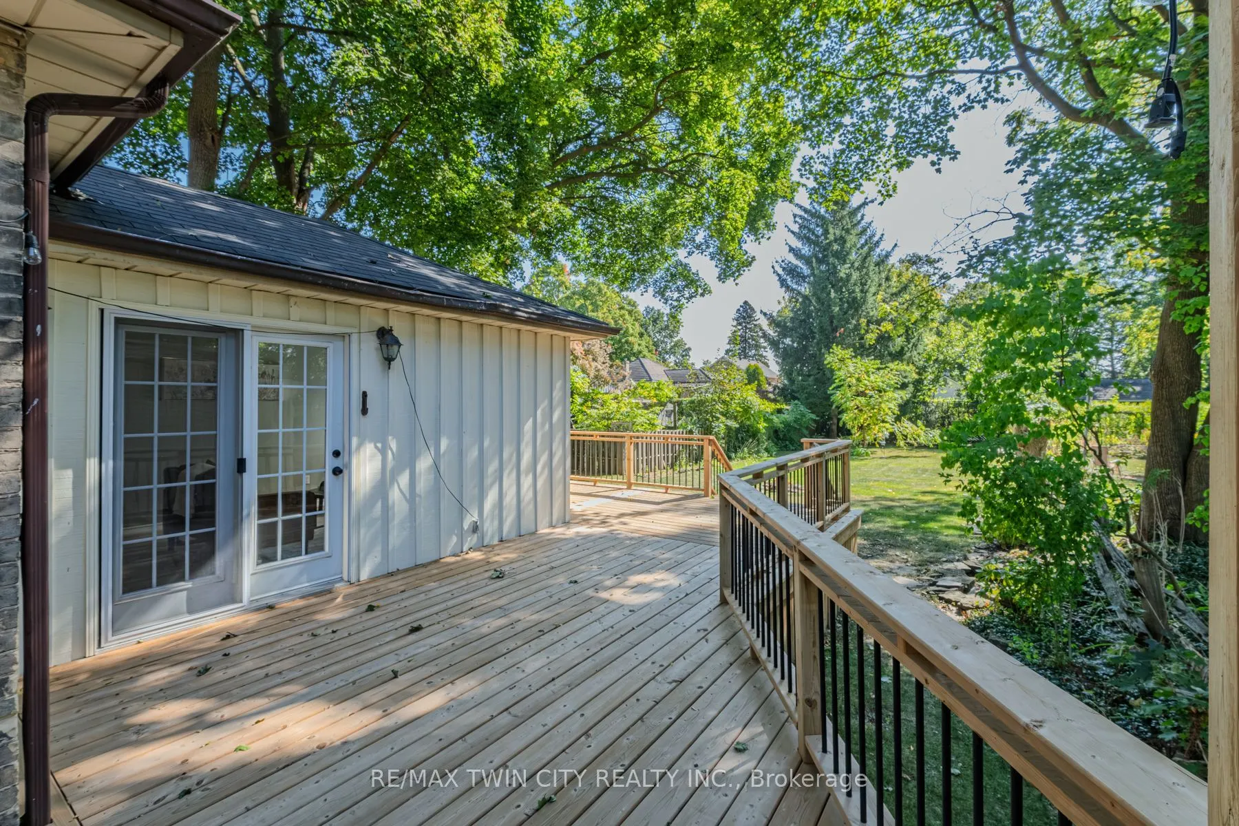 26 Alexander Avenue