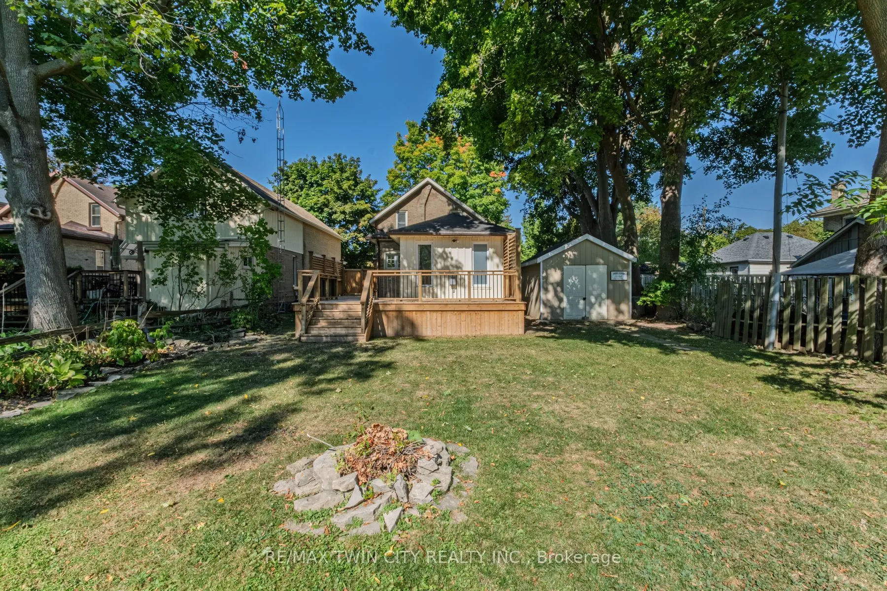 26 Alexander Avenue