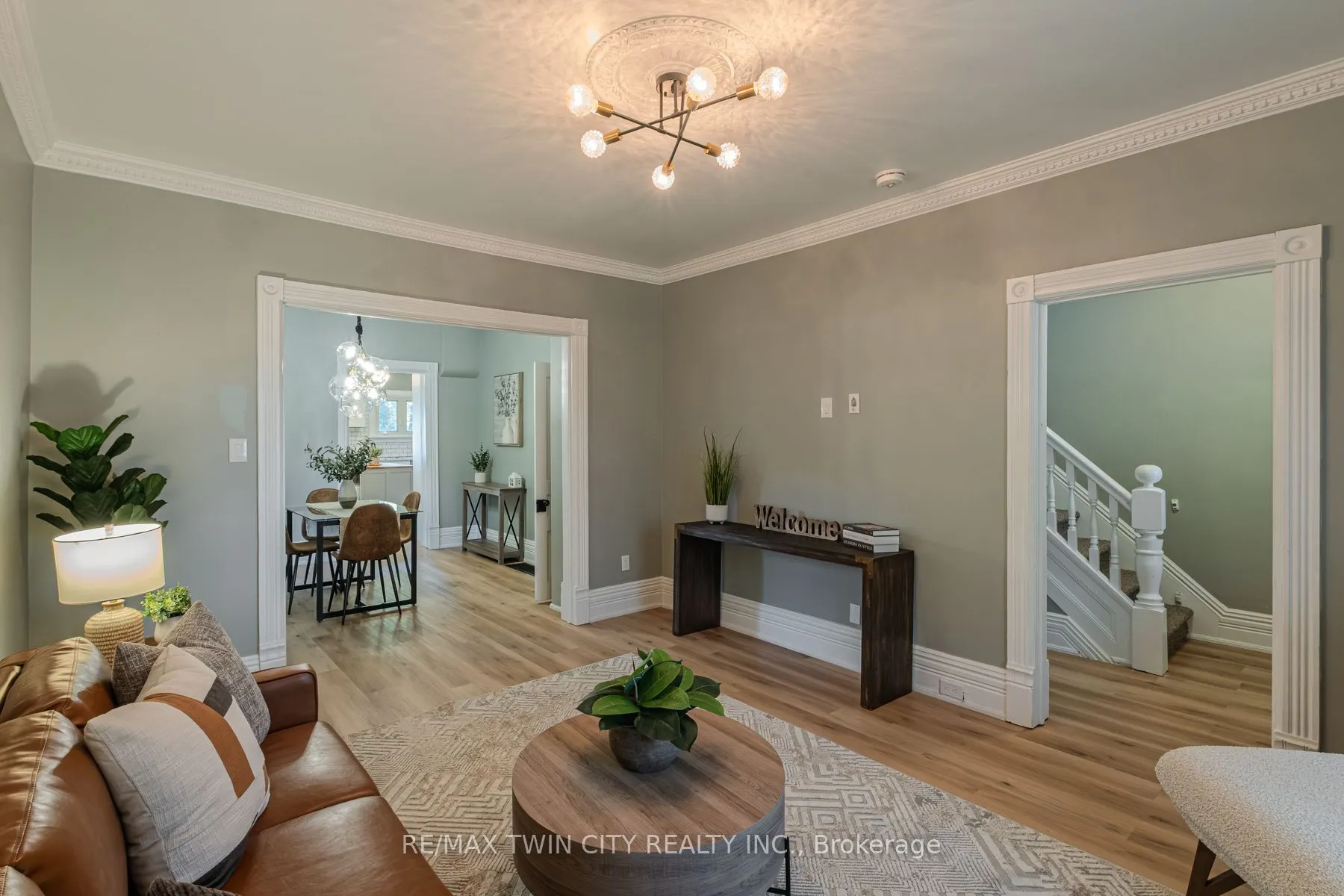 26 Alexander Avenue